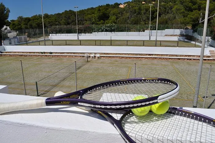 Tennis court in Hotel Village