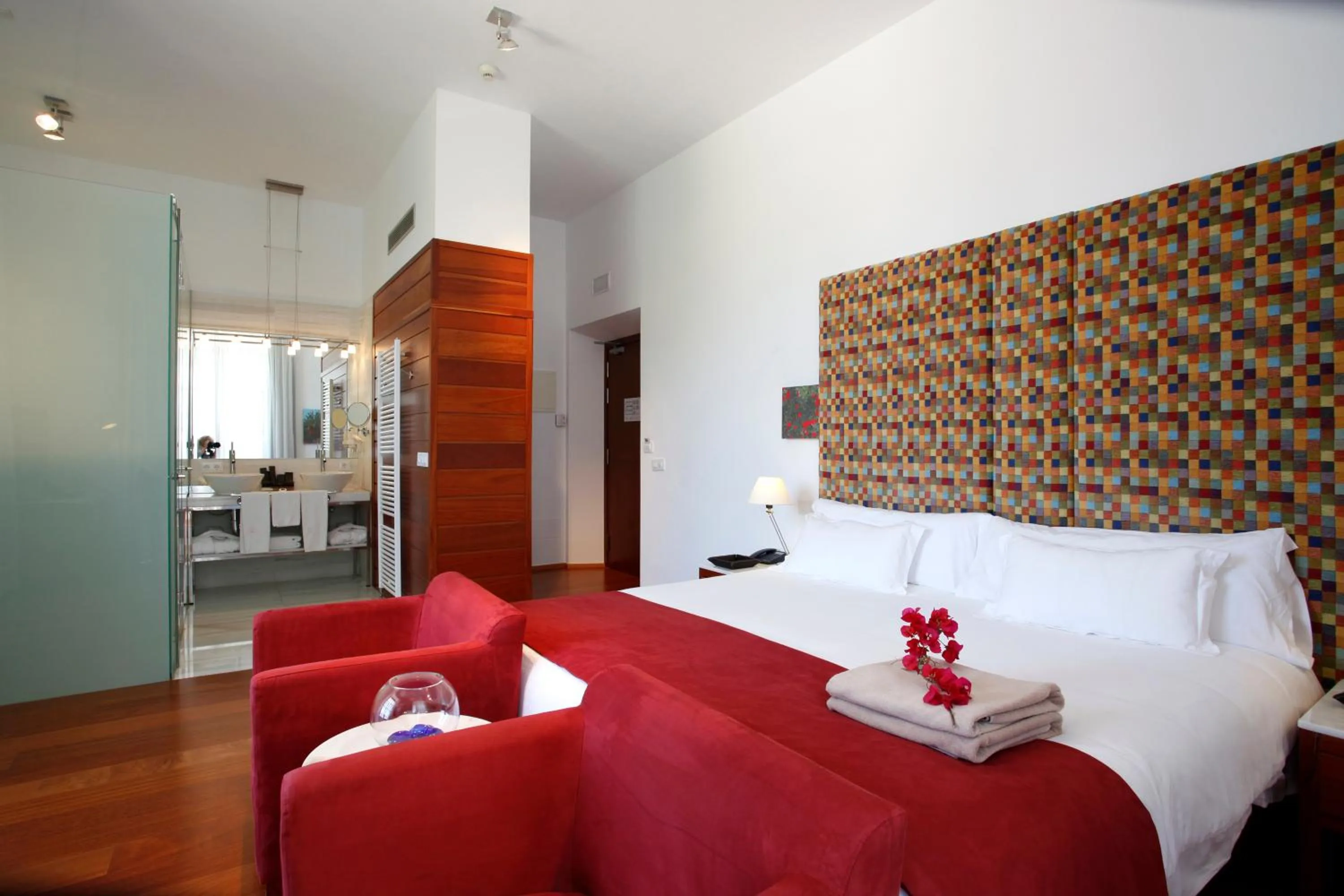 Photo of the whole room, Bed in Sa Cabana Hotel & Spa - Adults Only