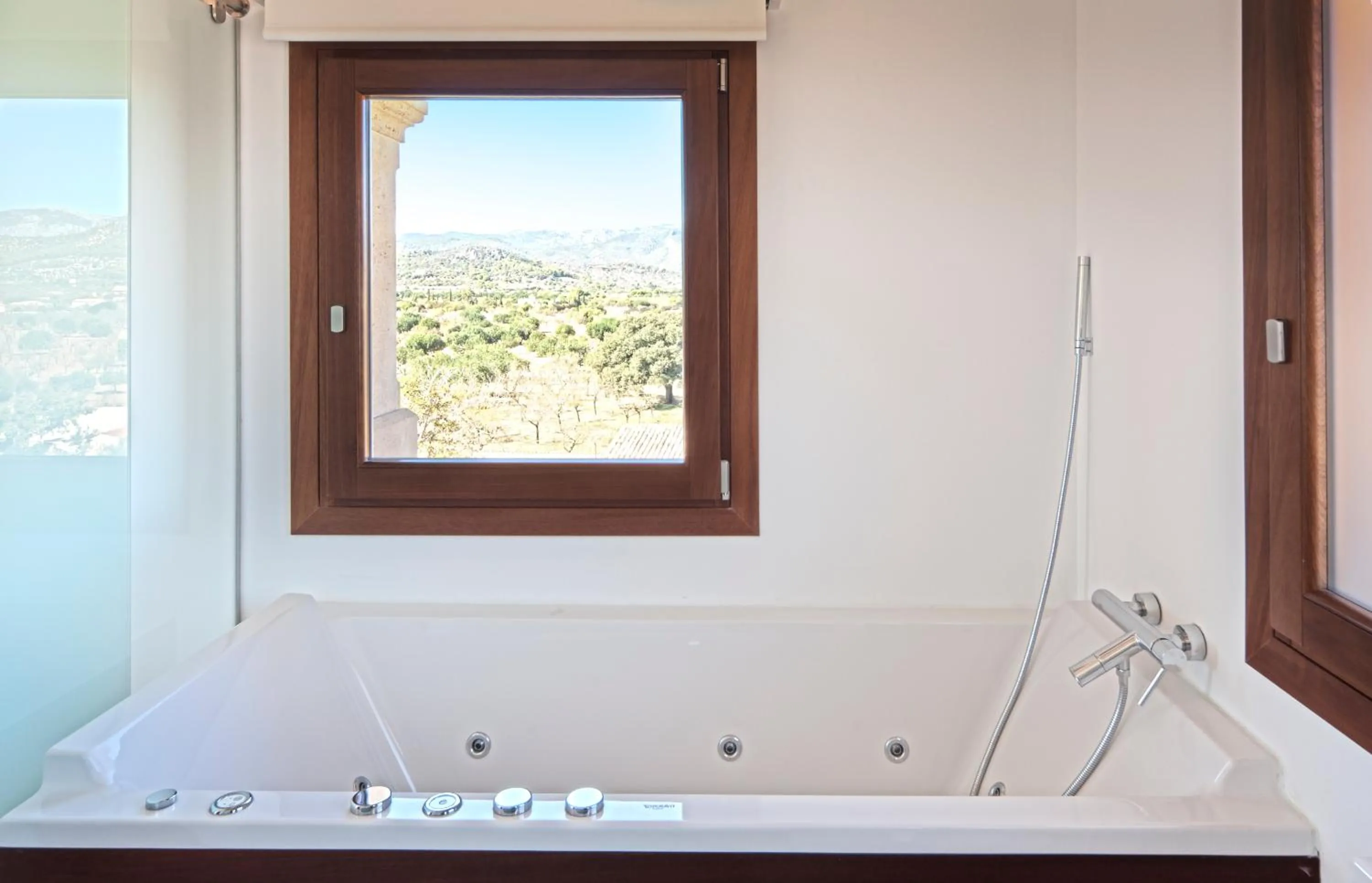 Hot Tub in Sa Cabana Hotel & Spa - Adults Only