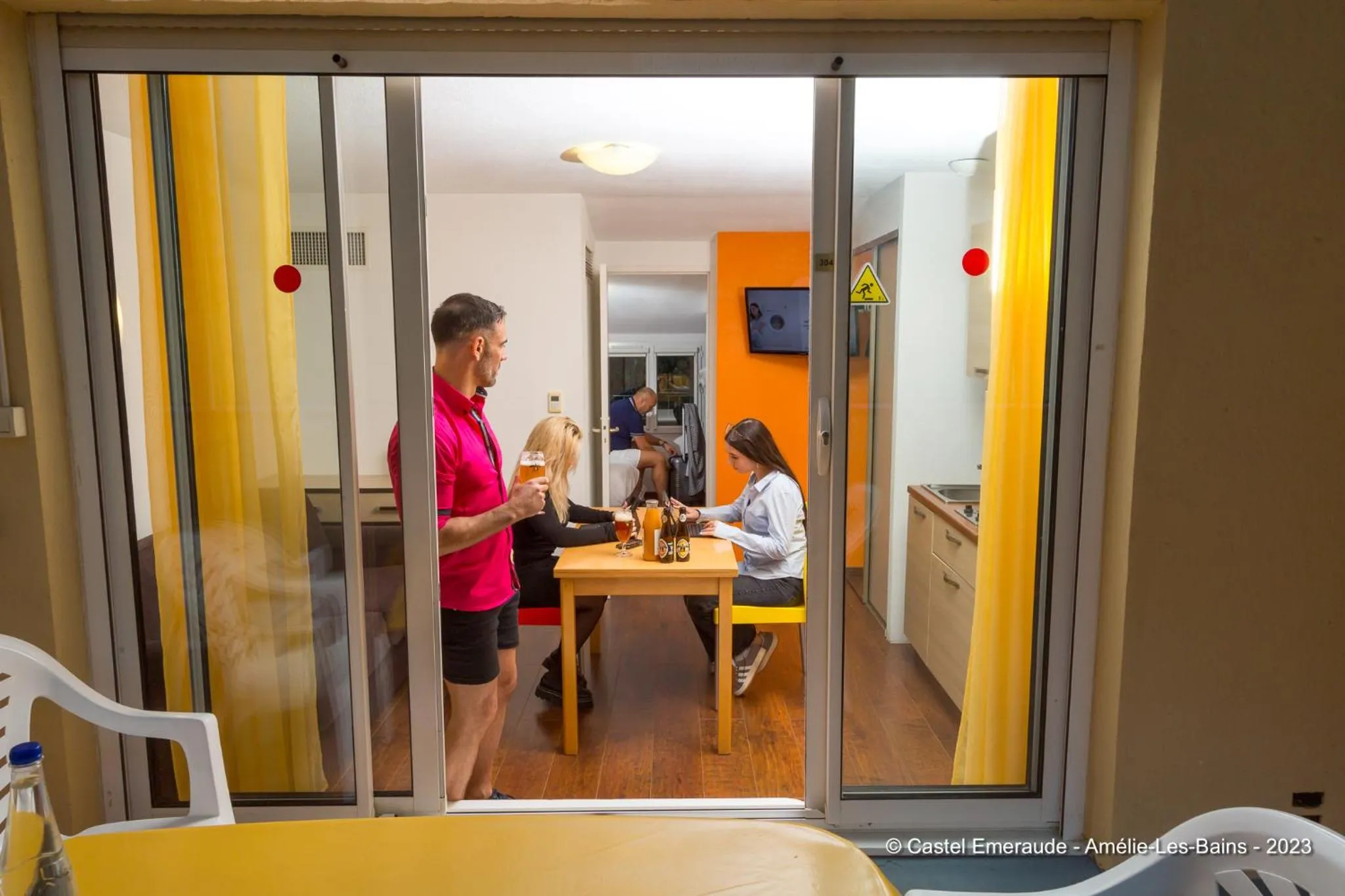 Patio in Appart'Hotel Castel Emeraude, Charme et Caractère