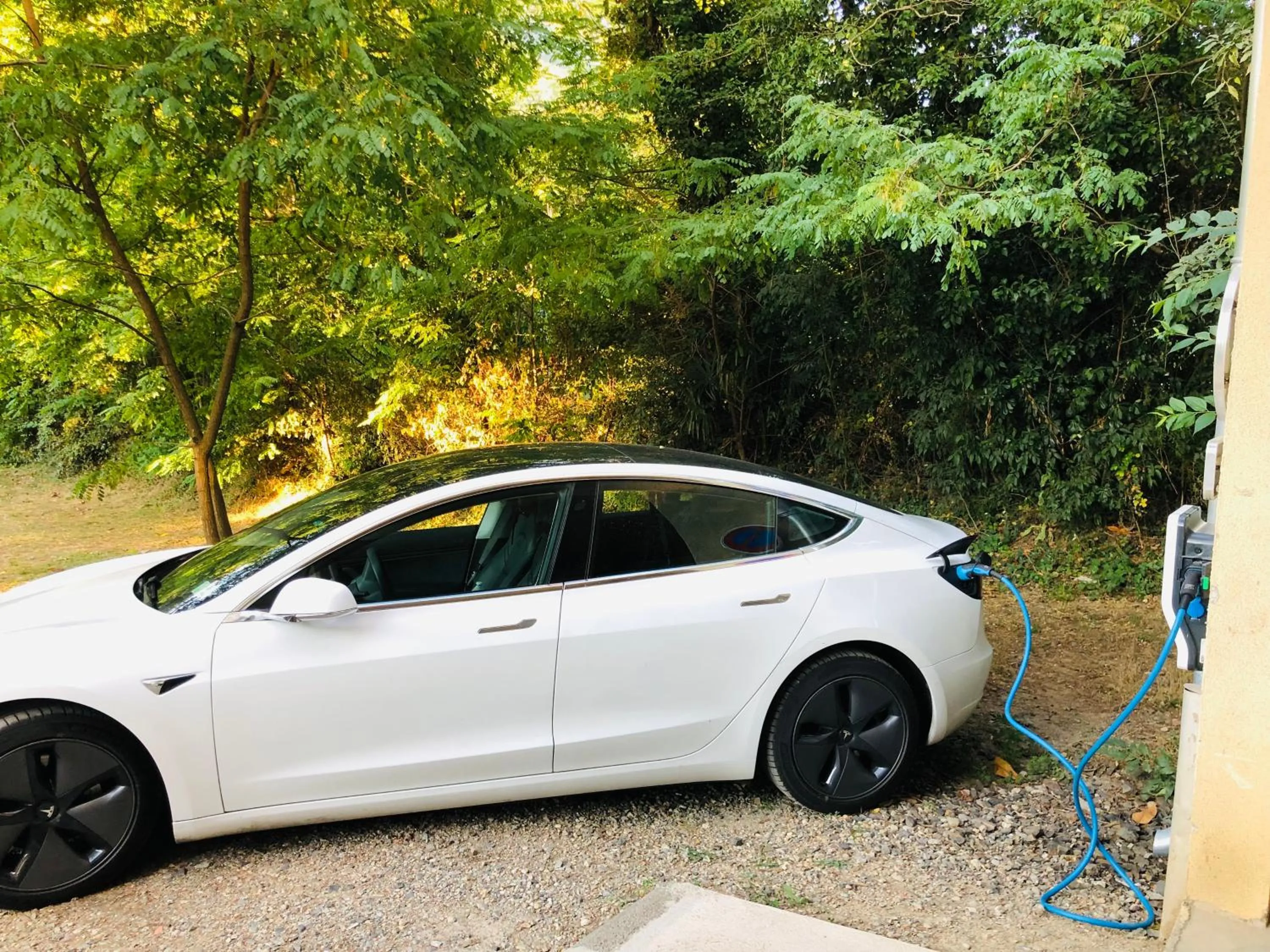 Parking in Appart'Hotel Castel Emeraude, Charme et Caractère