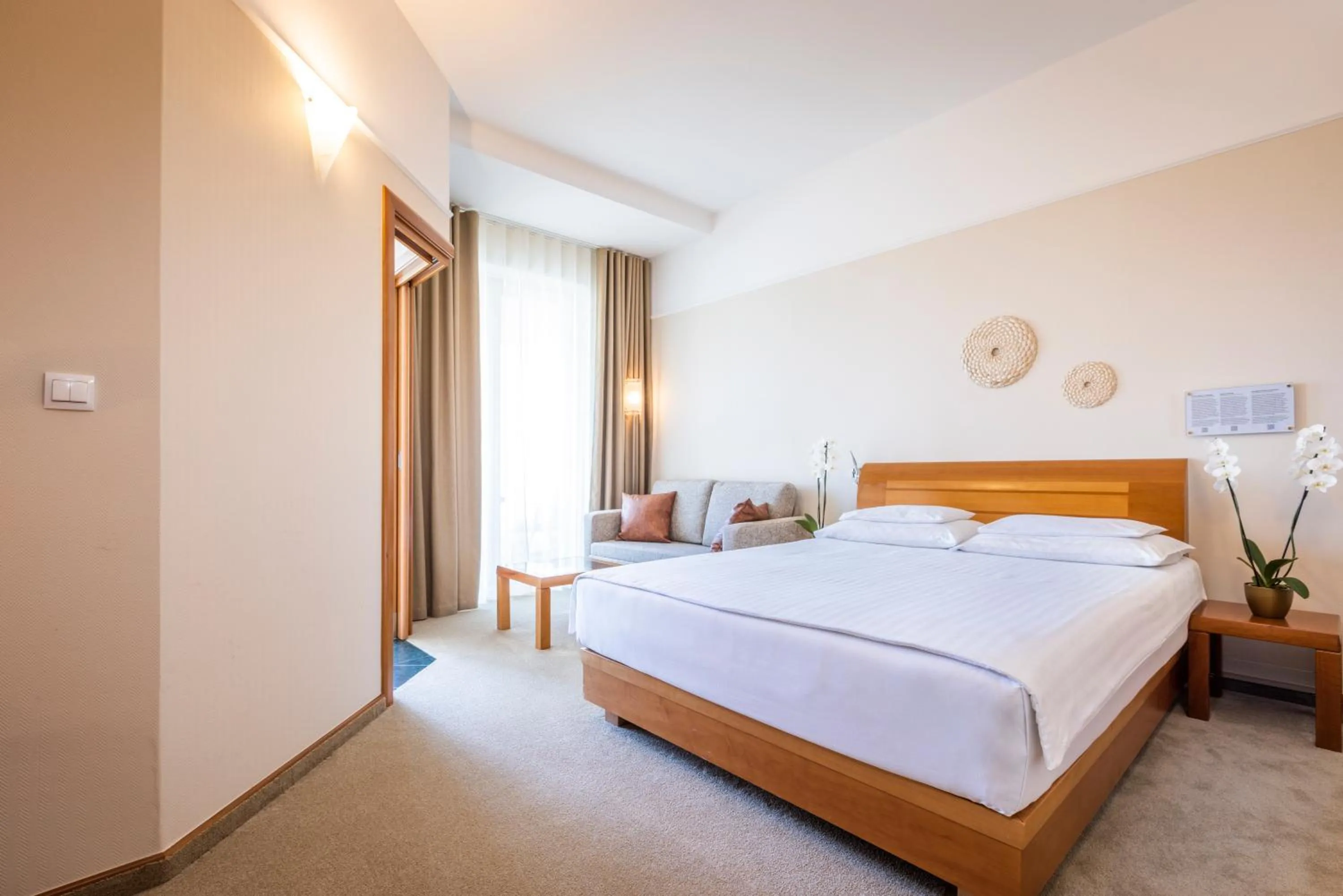 Bedroom, Bed in Hotel Livada Prestige - Terme 3000 - Sava Hotels & Resorts