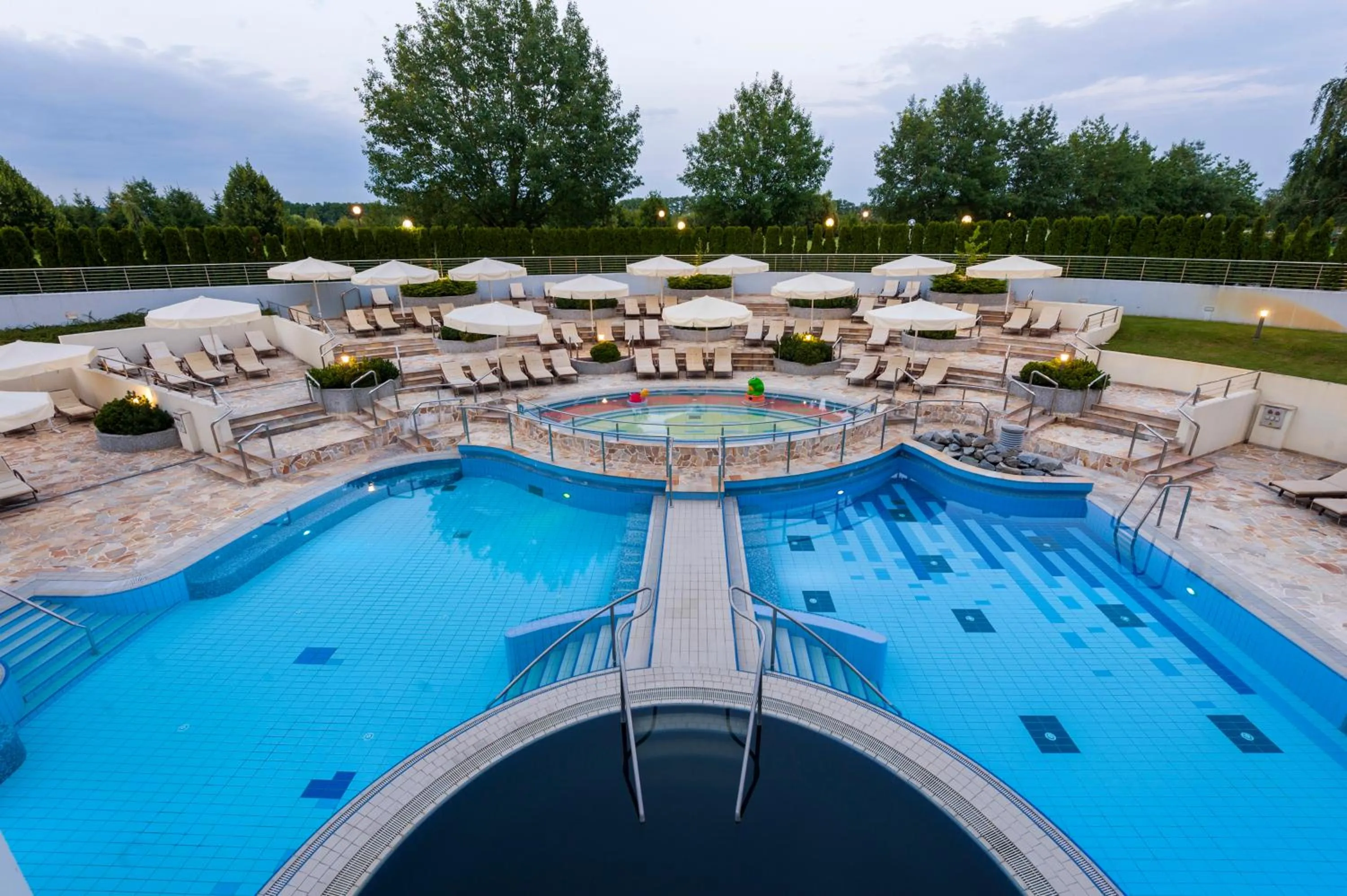 Swimming pool in Hotel Livada Prestige - Terme 3000 - Sava Hotels & Resorts