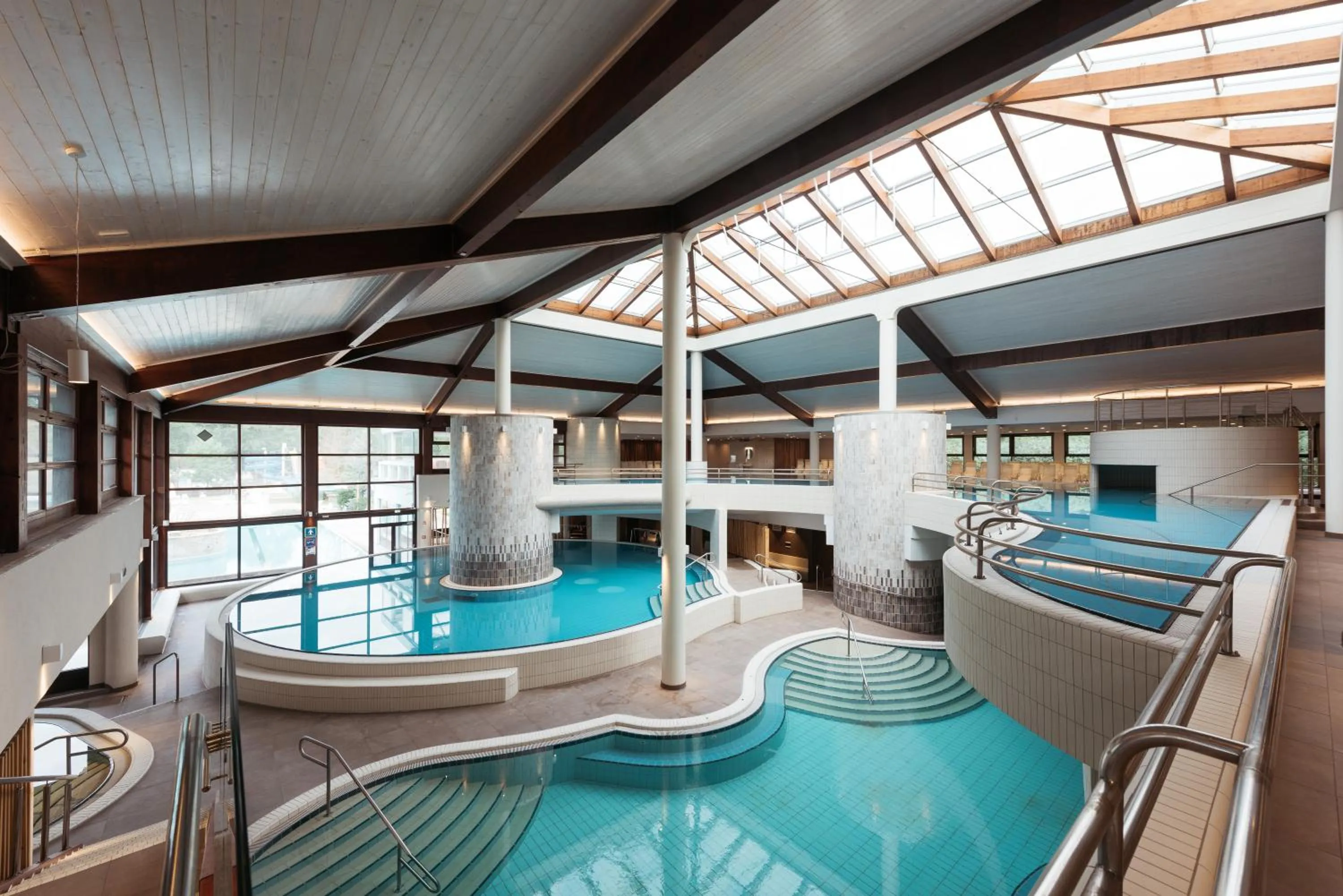 Swimming pool in Hotel Livada Prestige - Terme 3000 - Sava Hotels & Resorts