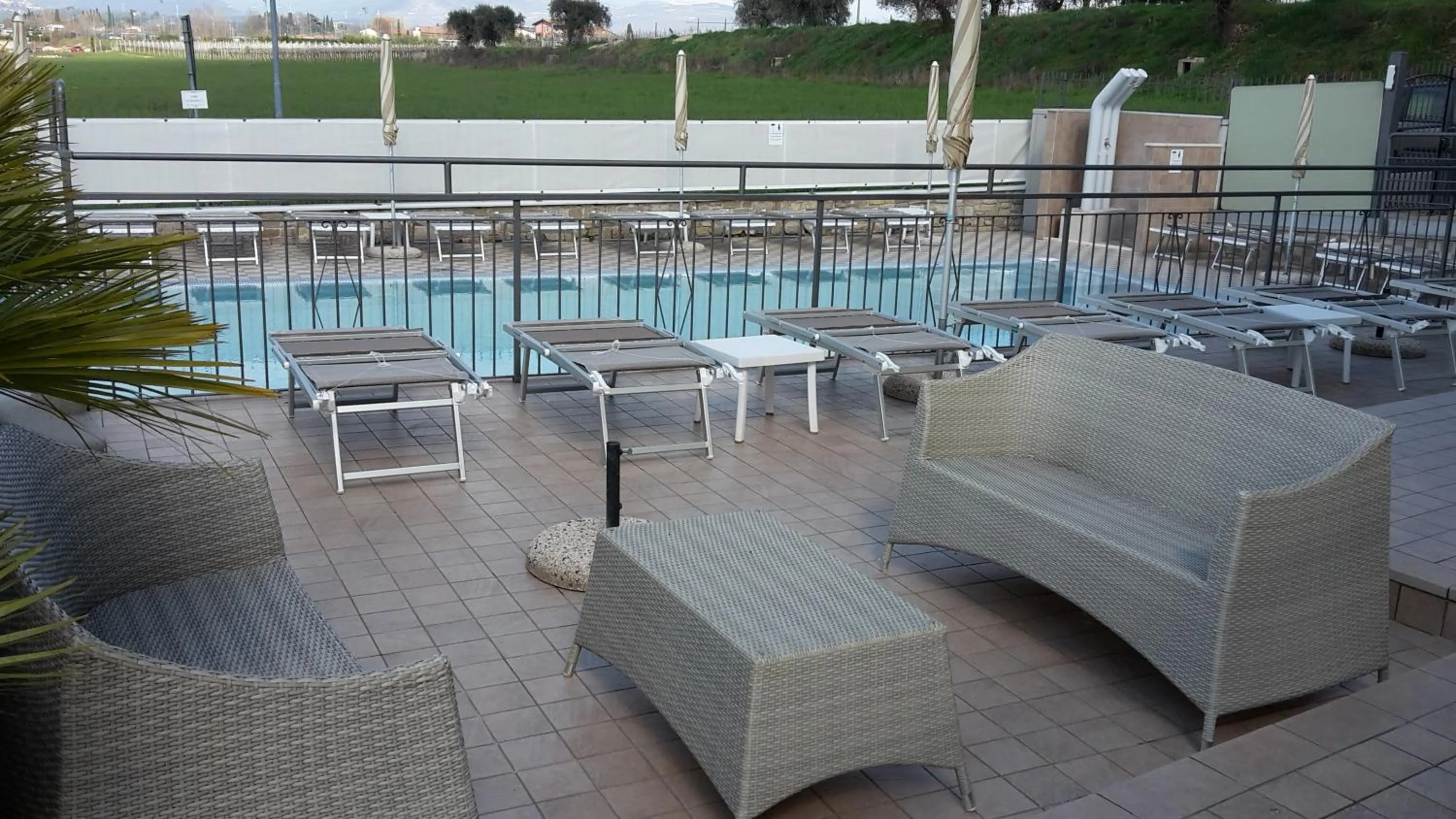 Swimming pool in Residenza Orchidee