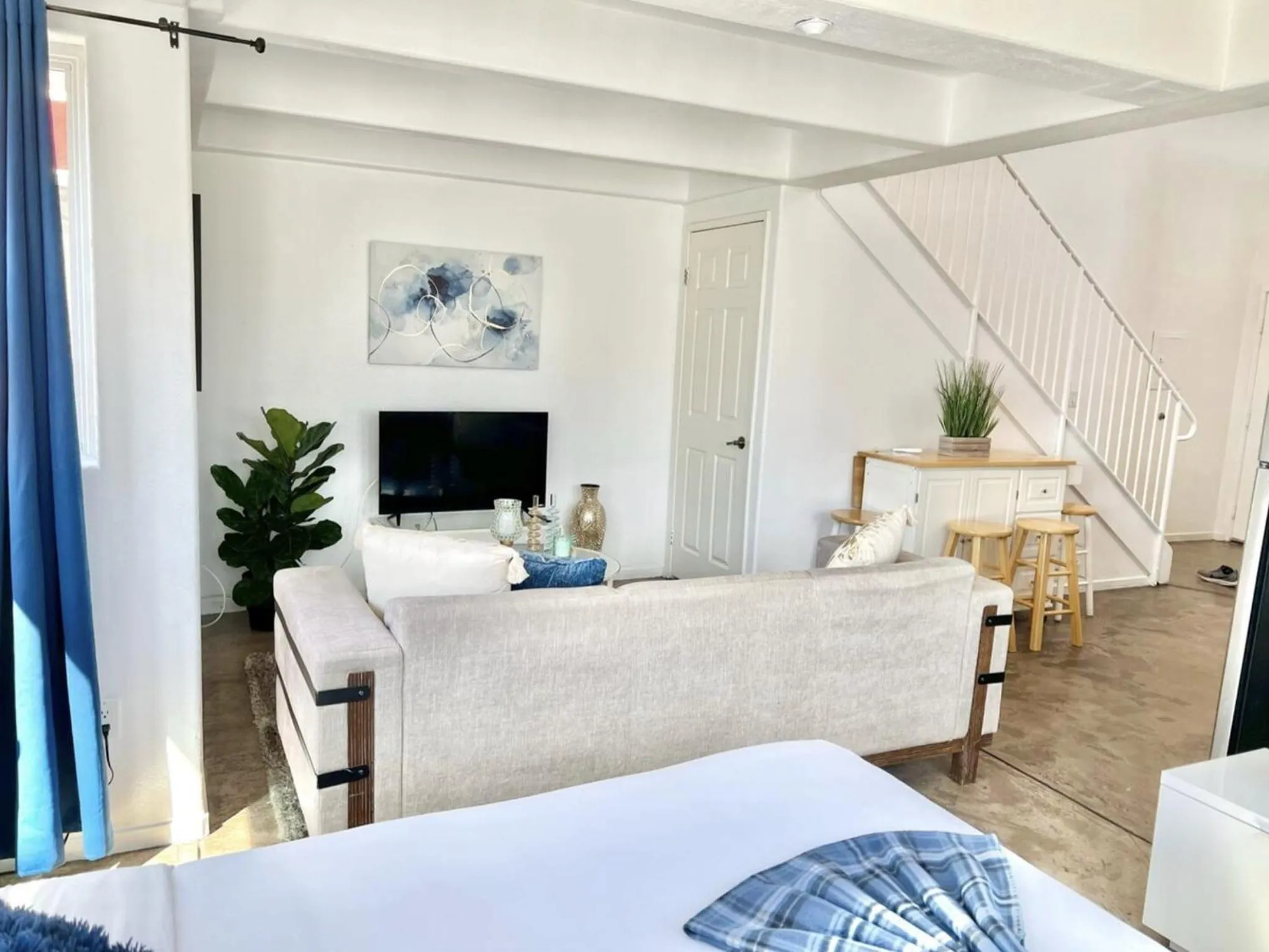 Bed in Little Italy Modern Lofts