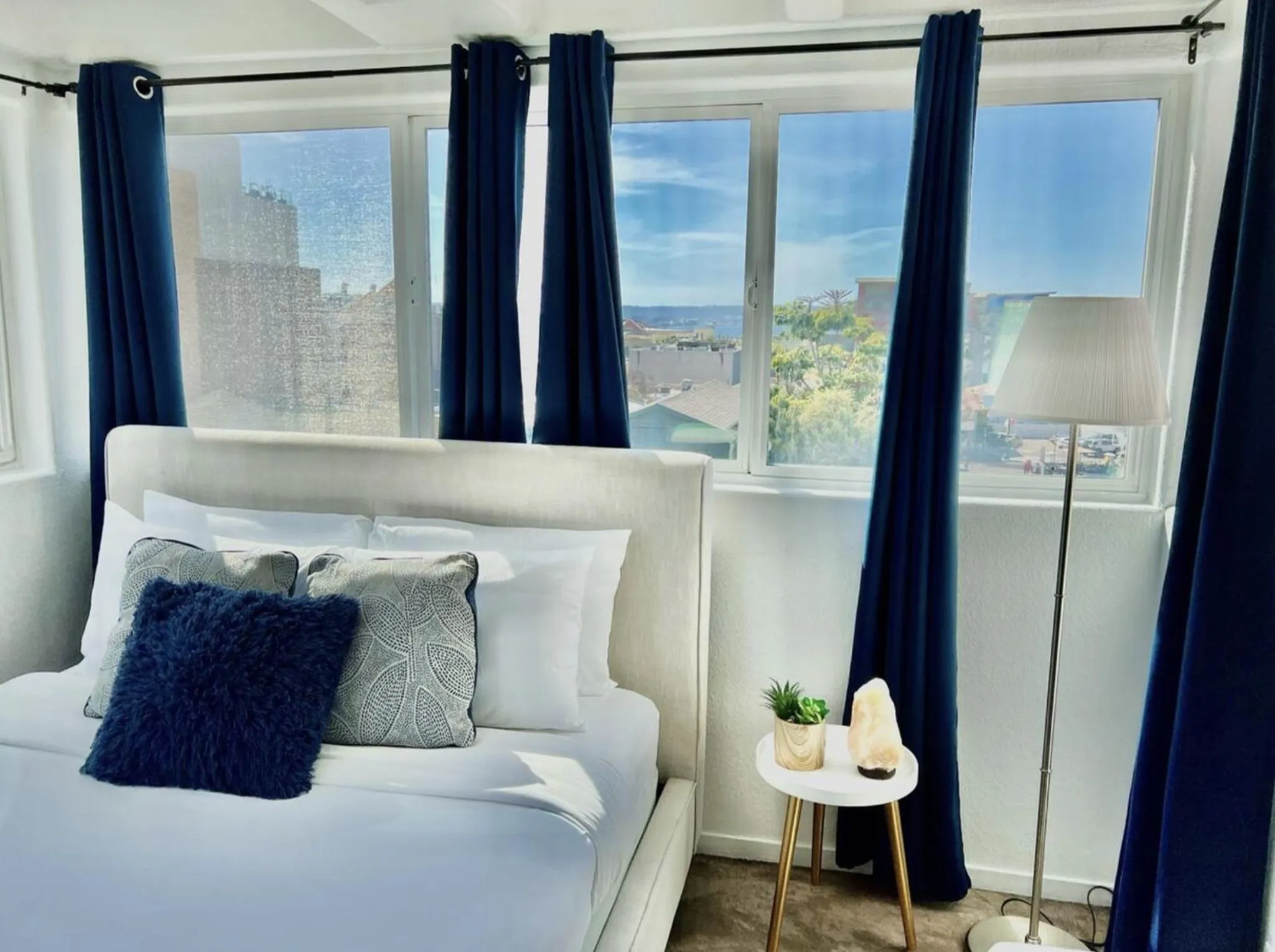 Bed in Little Italy Modern Lofts