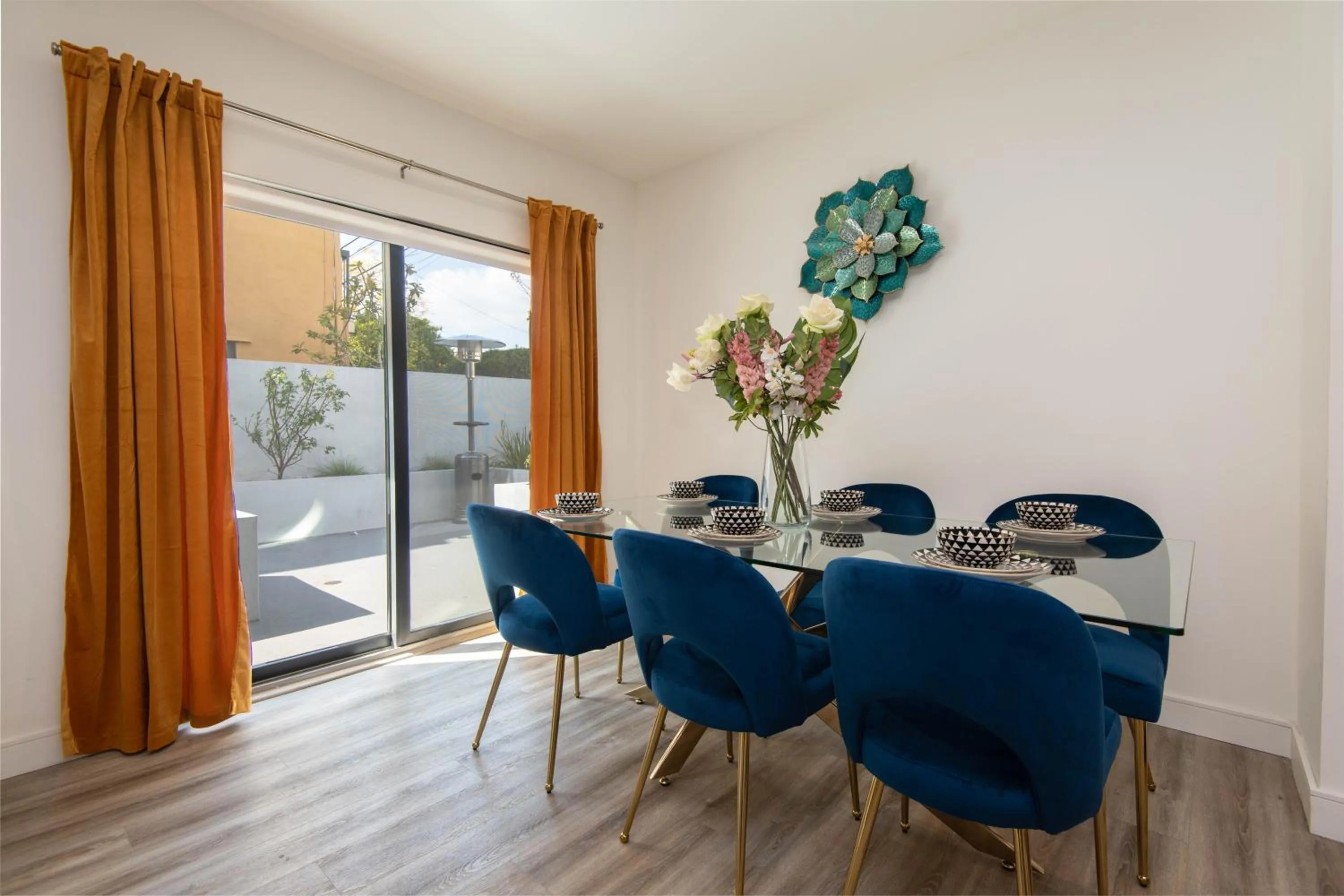 Regency Modern Apartments