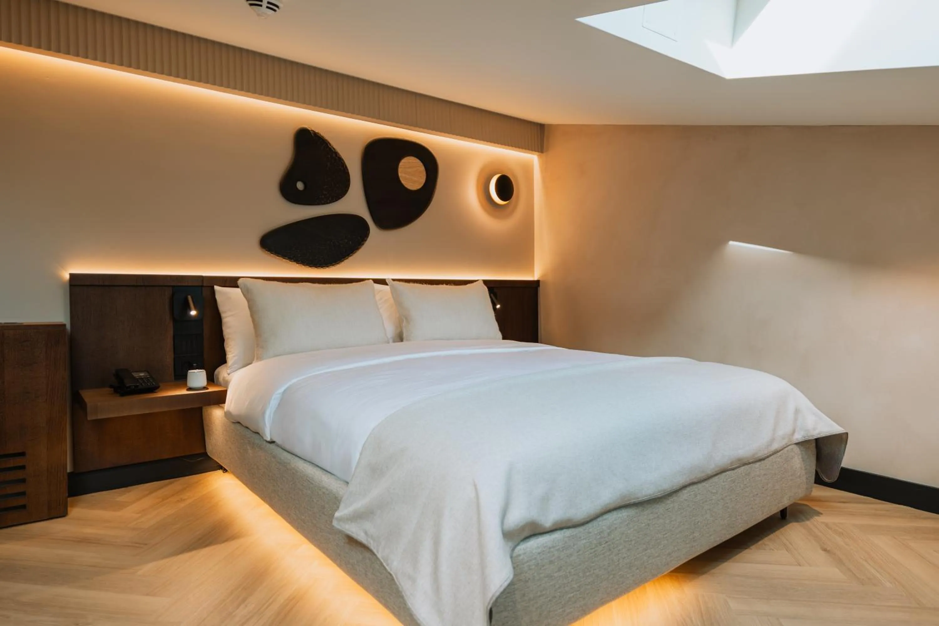 Bedroom, Bed in Hotel Trianon