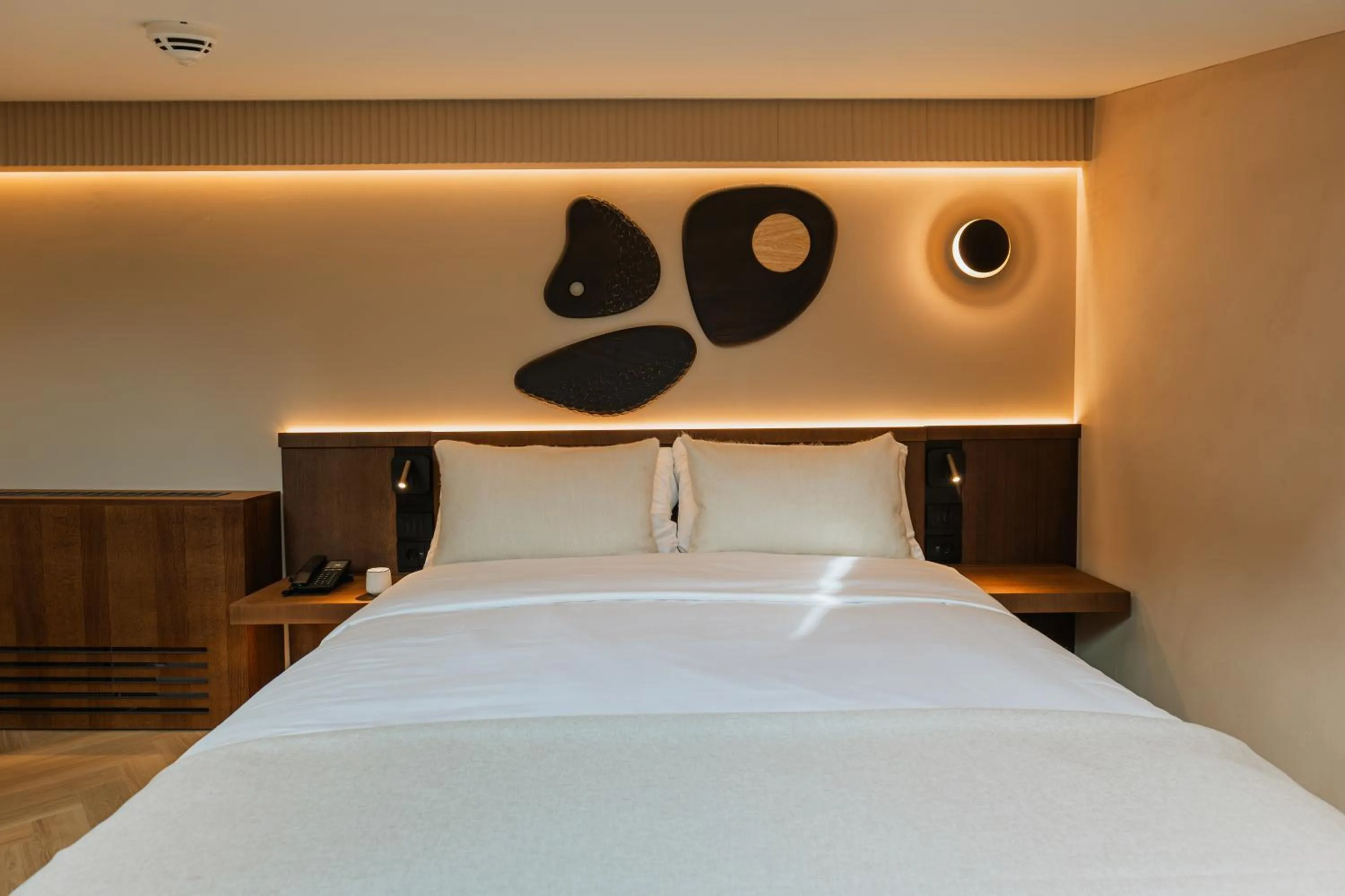 Bedroom, Bed in Hotel Trianon