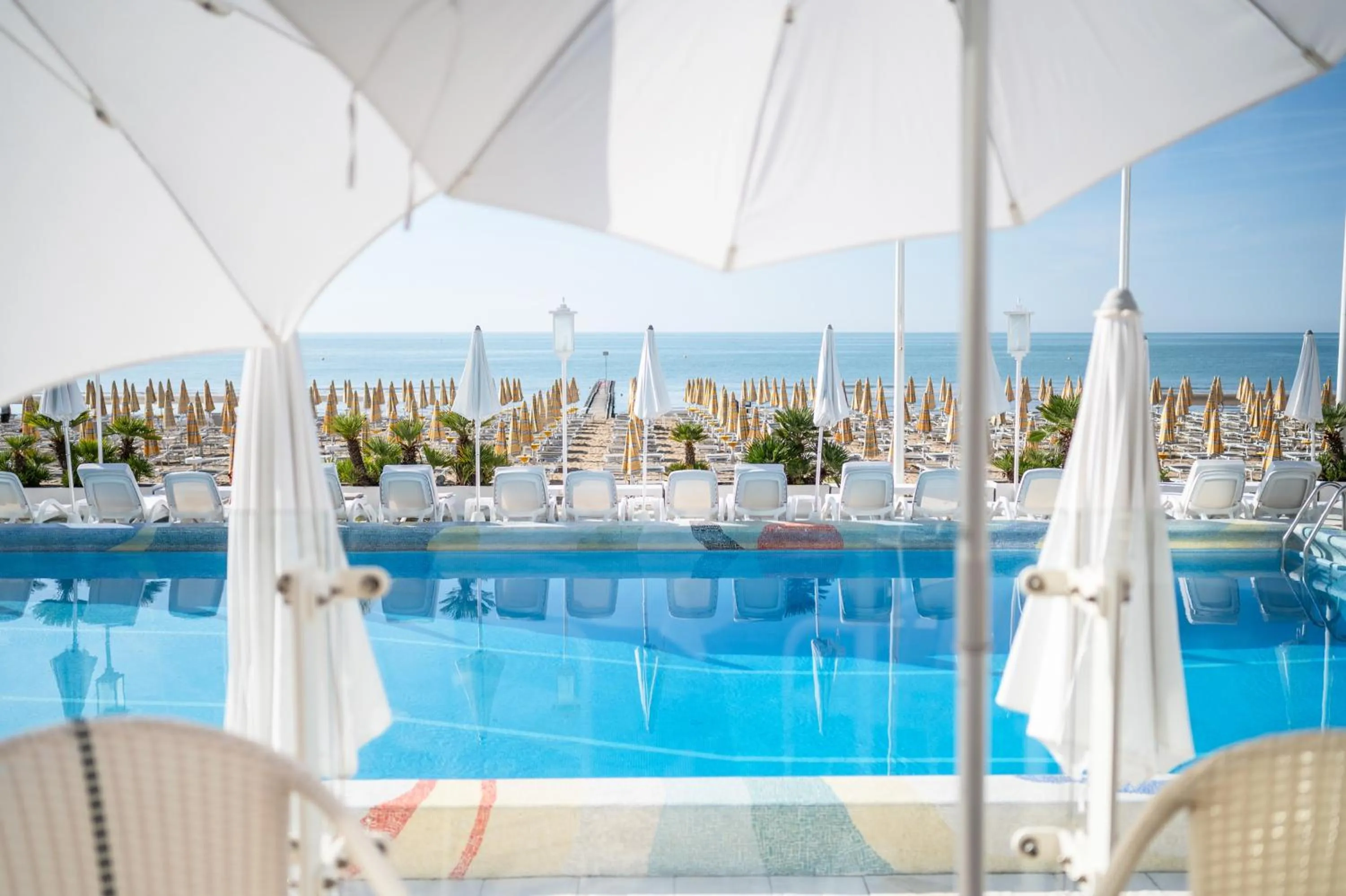 Swimming pool in Hotel Anthony