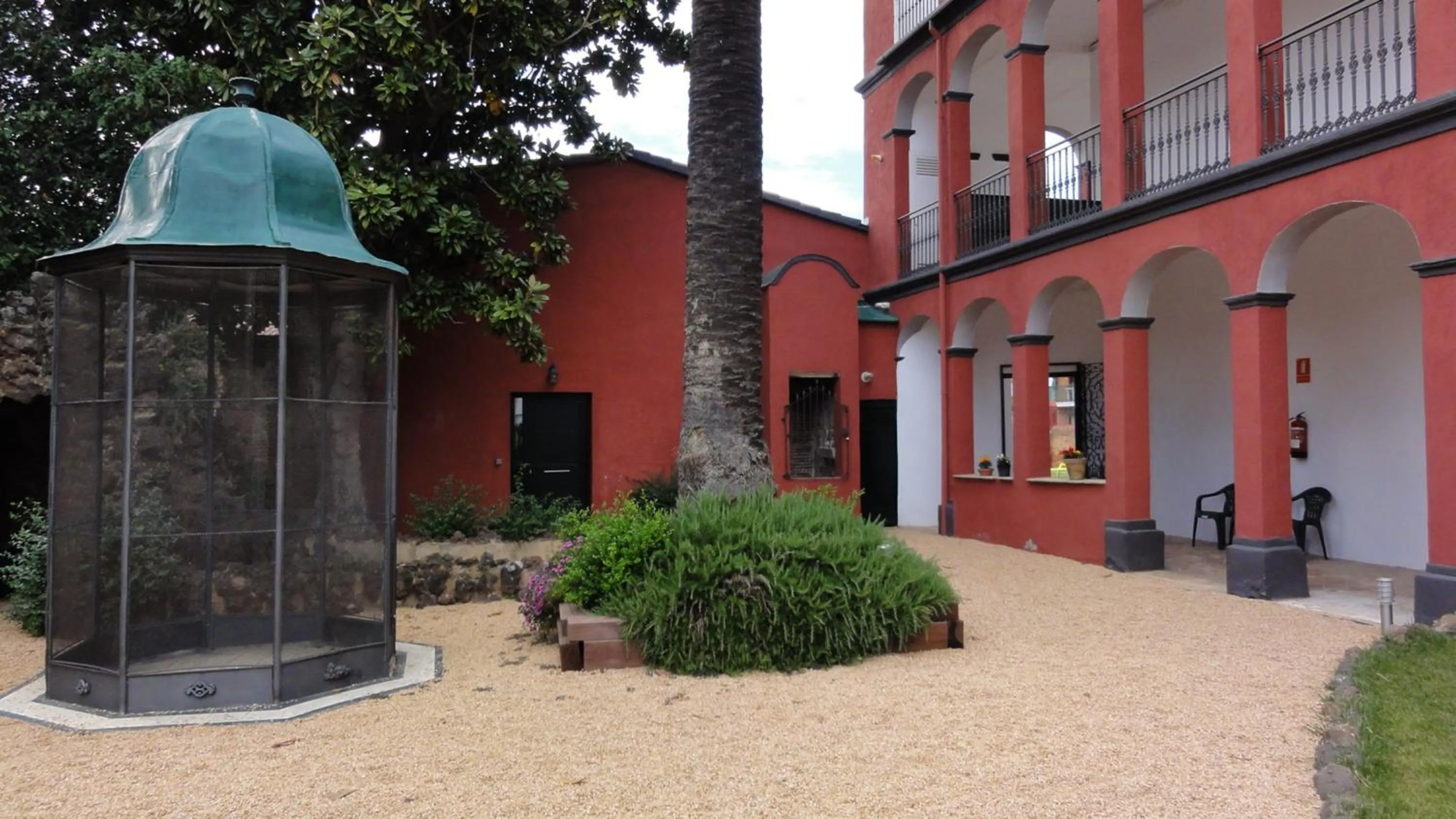 Garden in Aparthotel Can Gallart