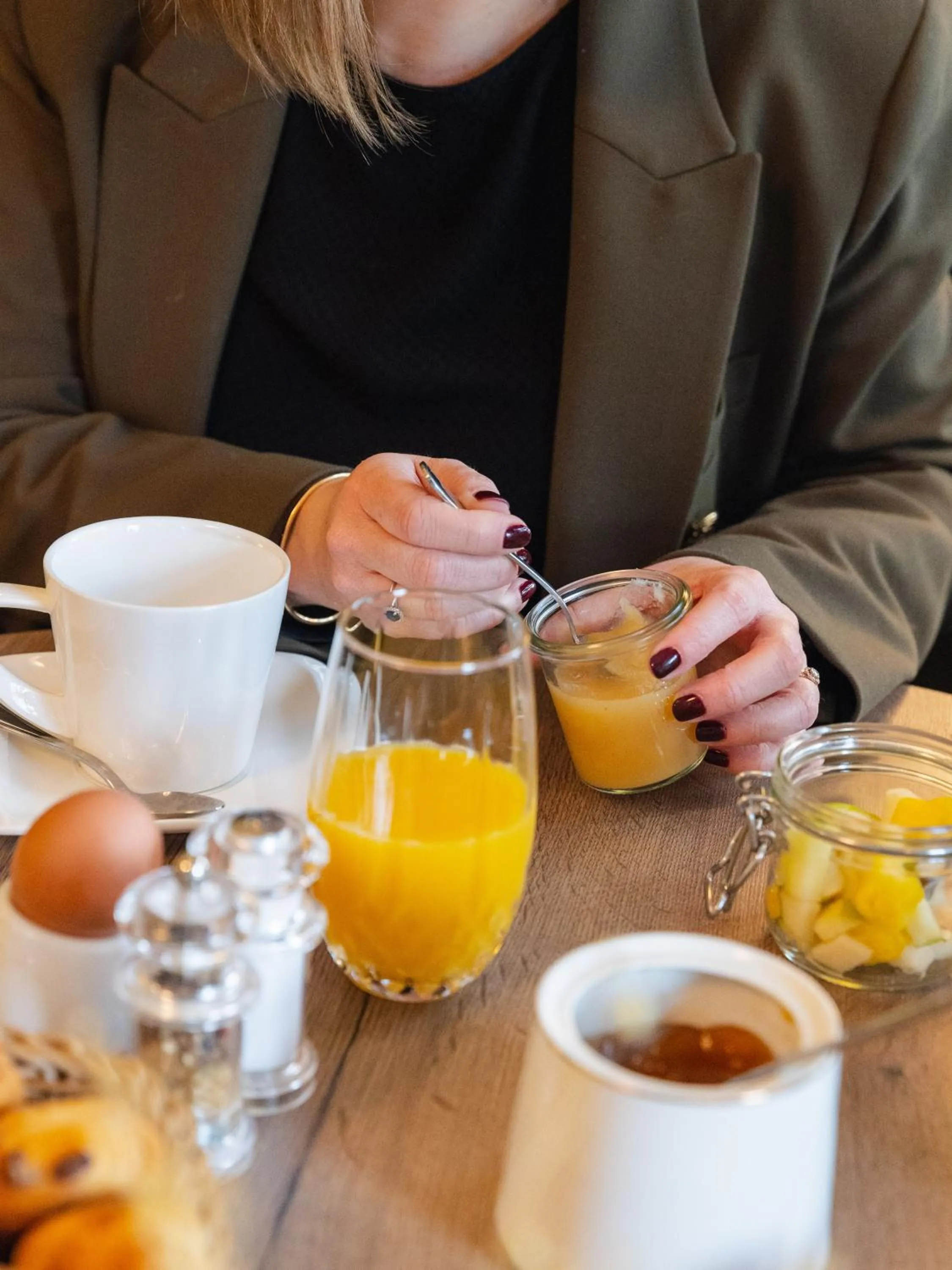 Breakfast in Le Boeuf Couronné - Hôtel & Restaurant Chartres- Logis Hotels