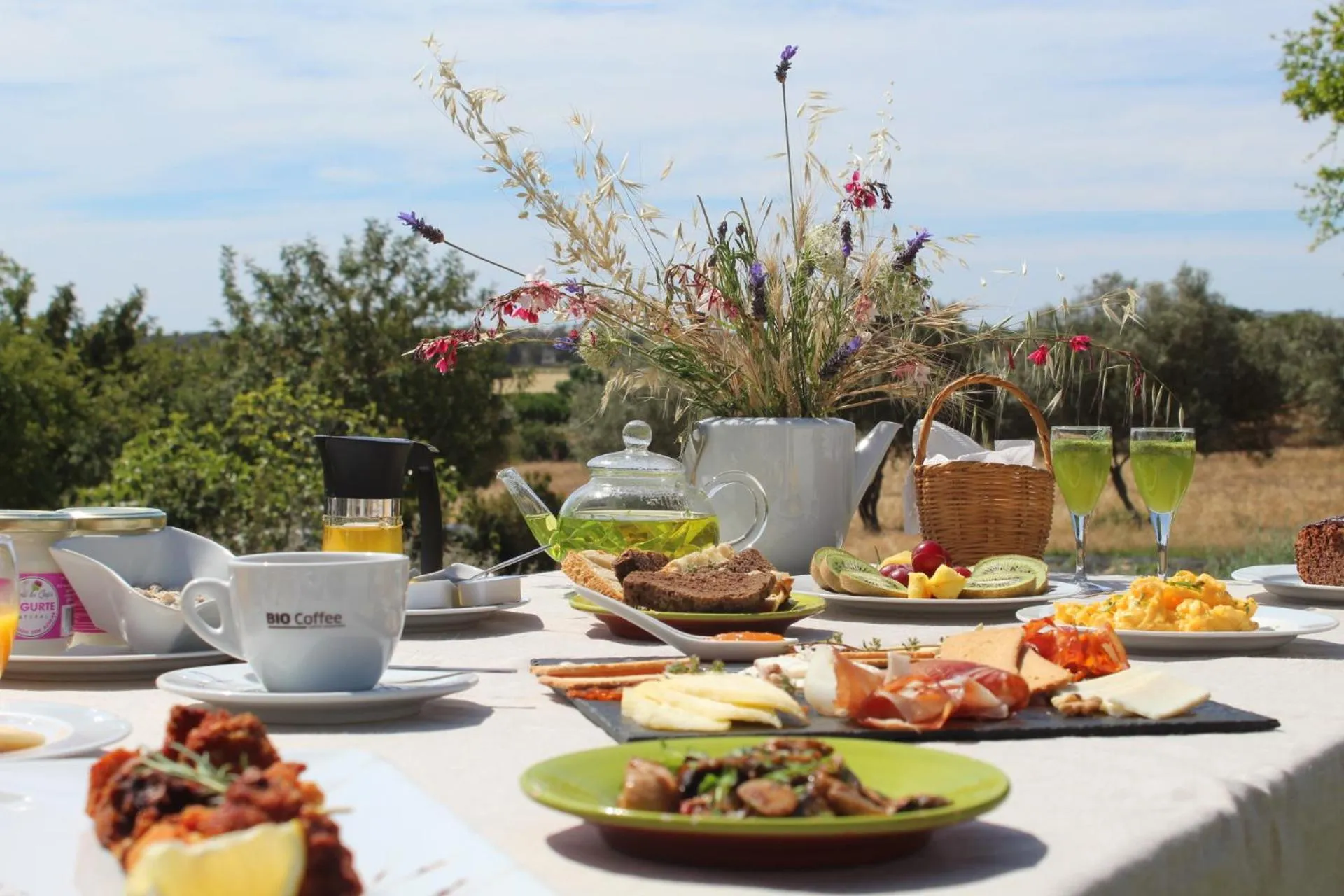 Breakfast in Quinta Do Mel