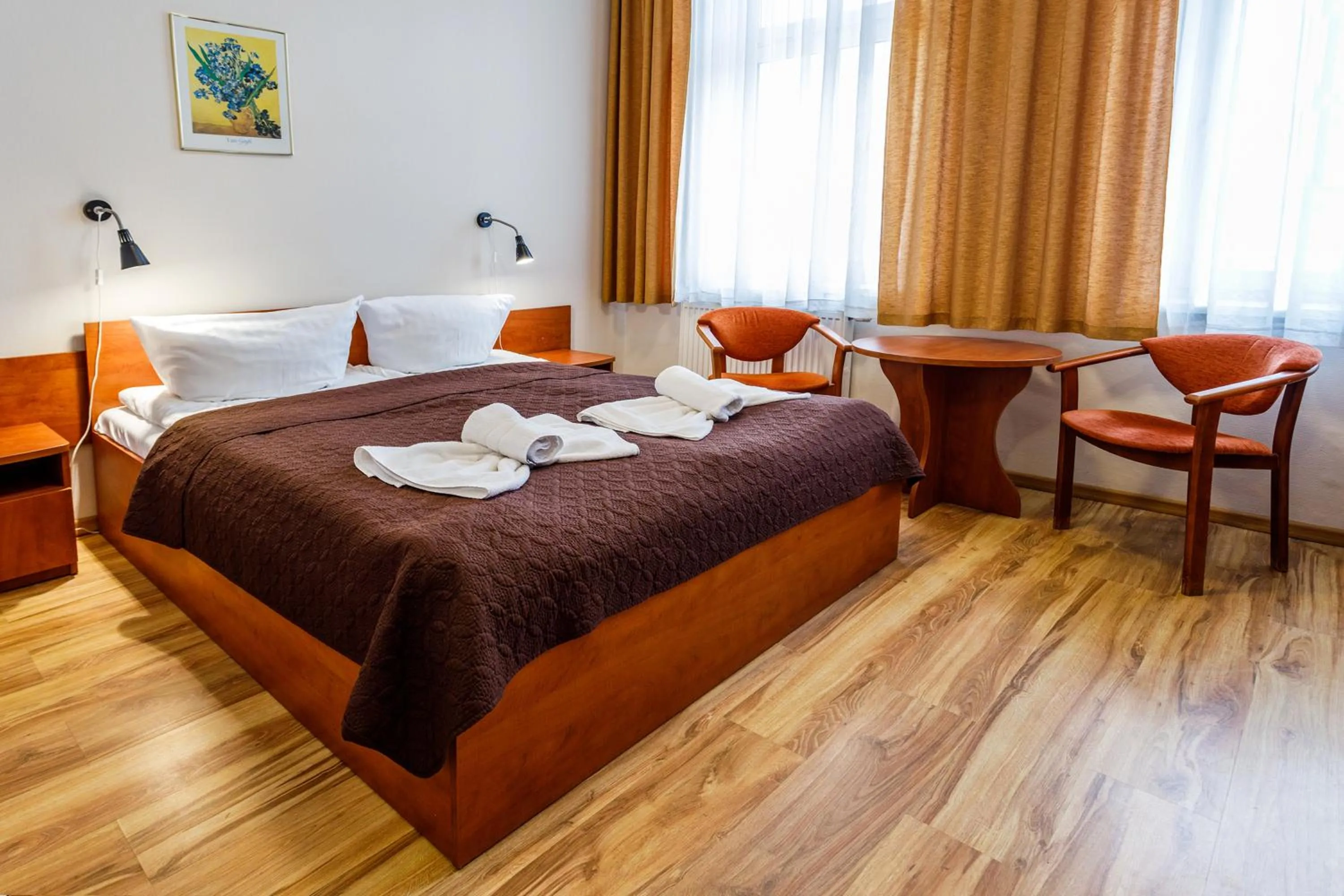 Villa Antares I & II