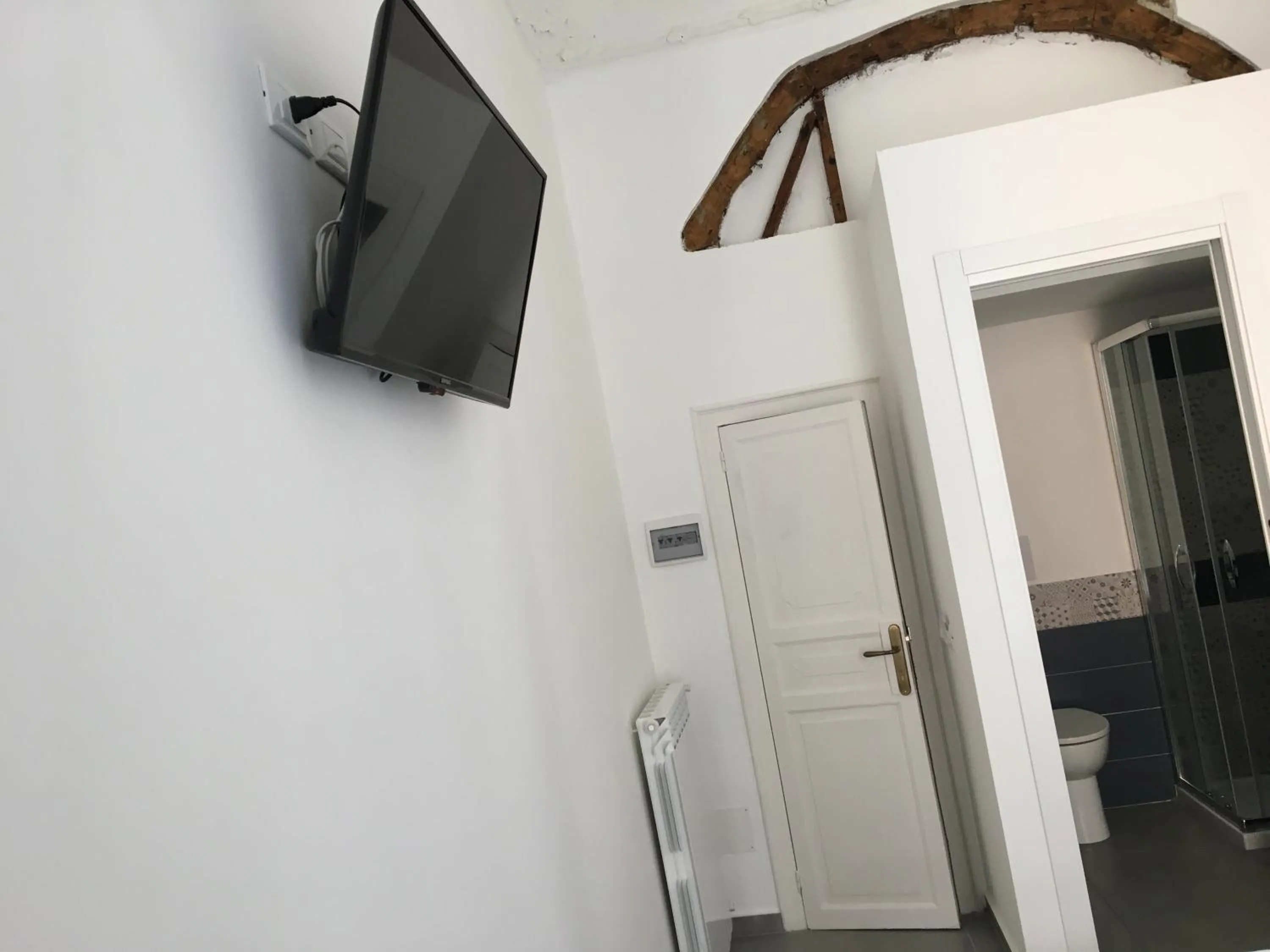 Decorative detail in FraLePorte