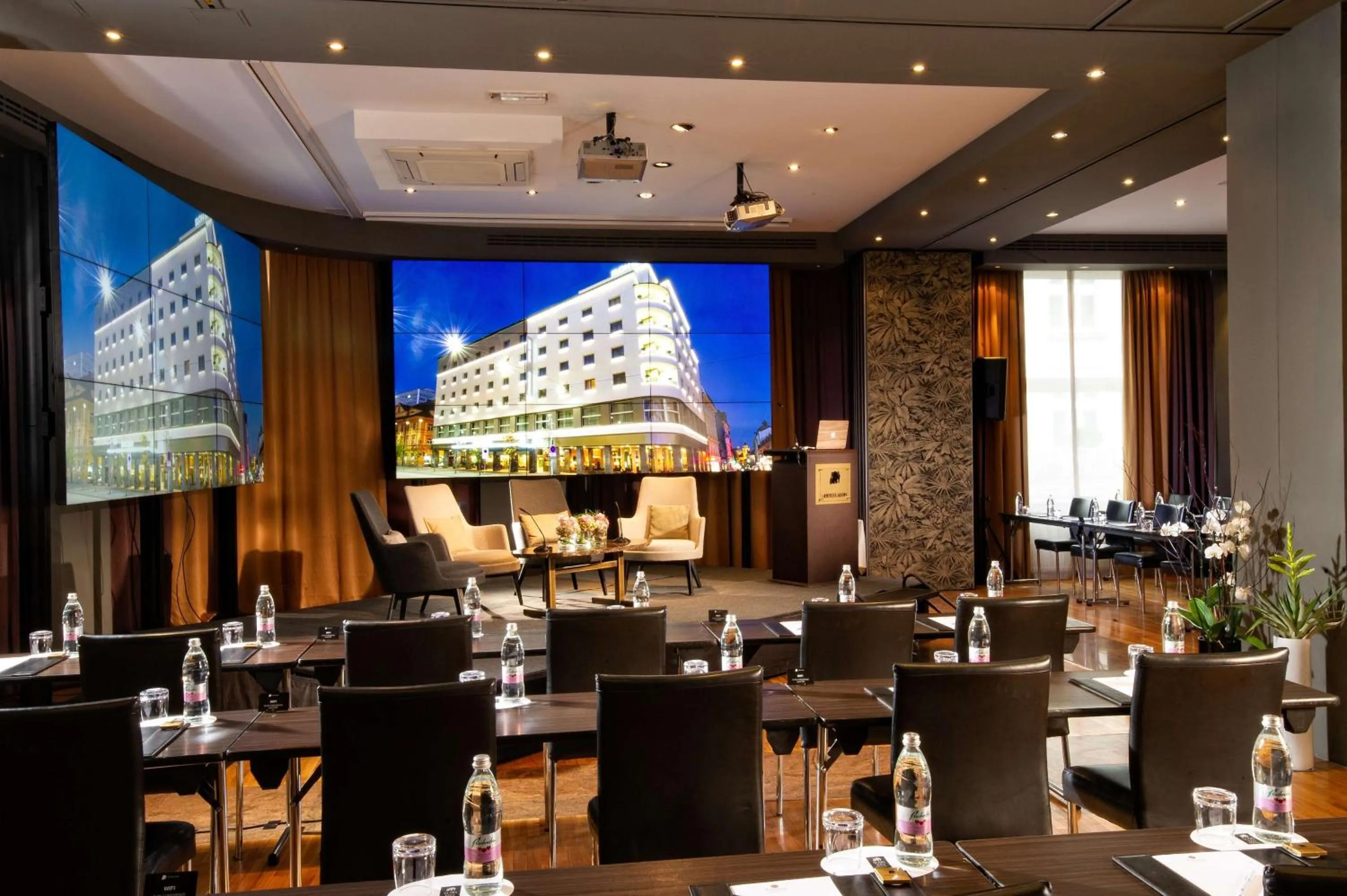 Meeting/conference room in Best Western Premier Hotel Slon