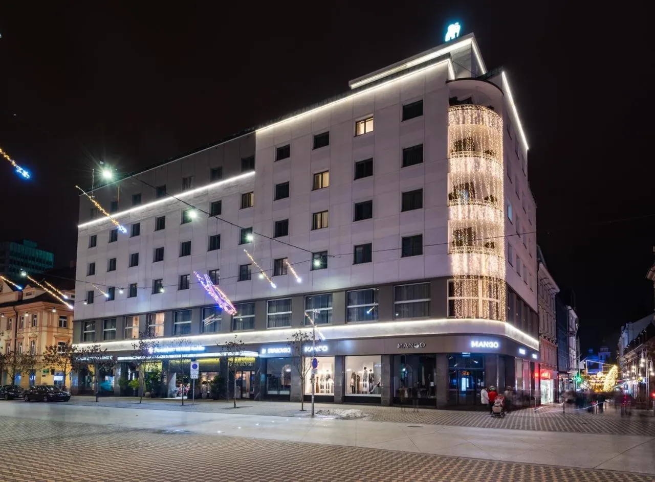 Property building in Best Western Premier Hotel Slon