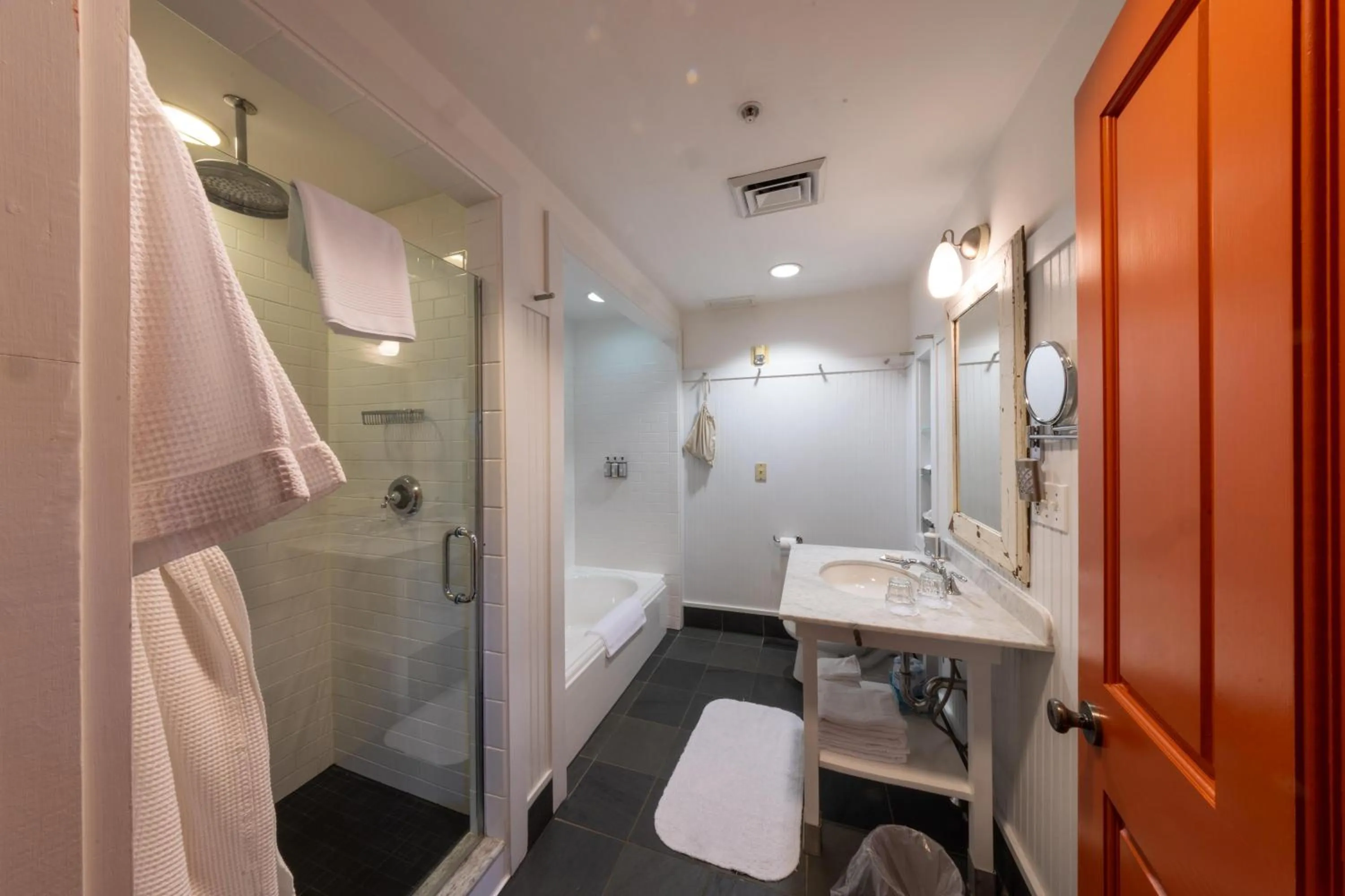 Bathroom in The Porches Inn at Mass MoCA