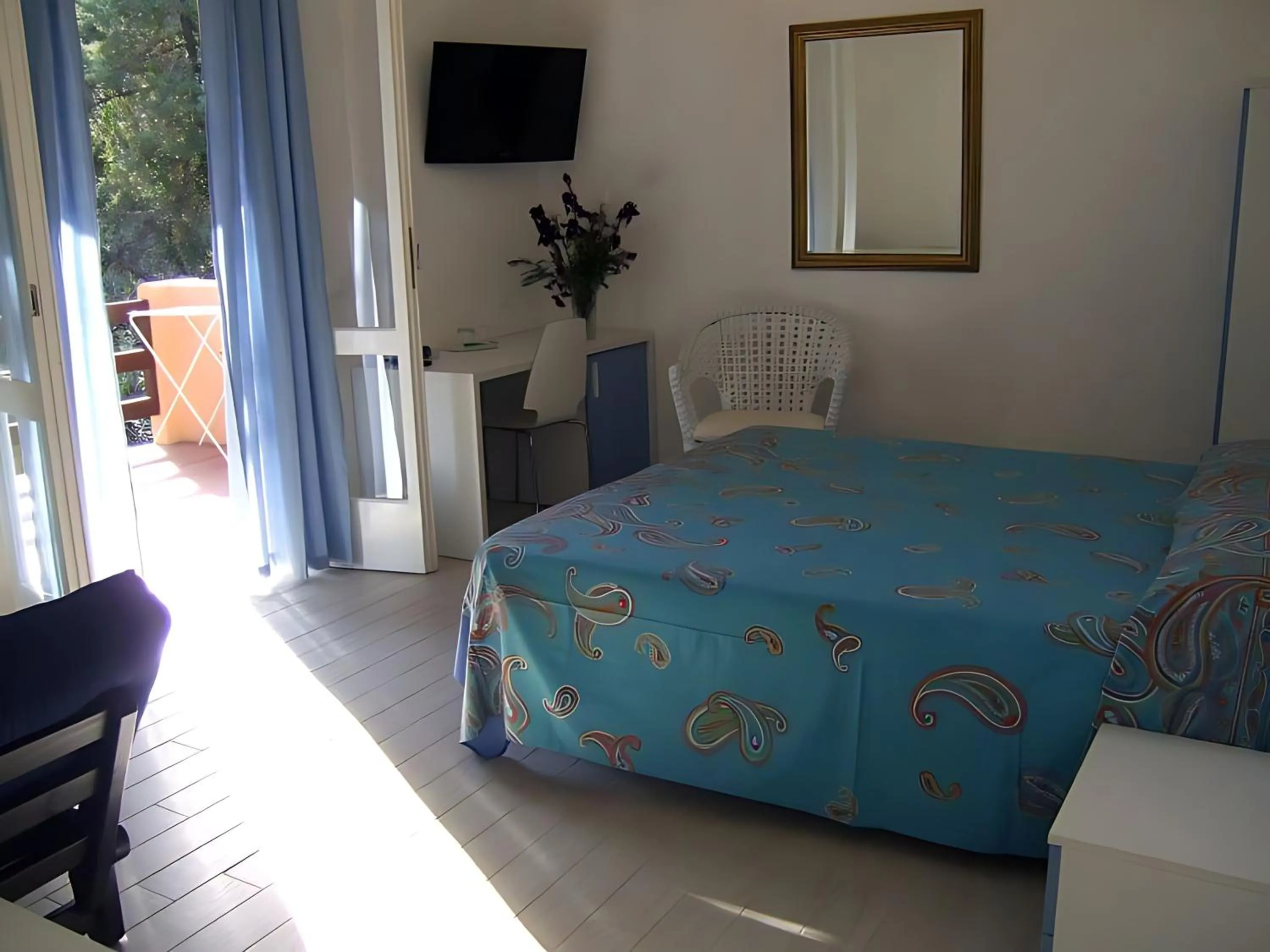 Bedroom in Hotel Capo Sud