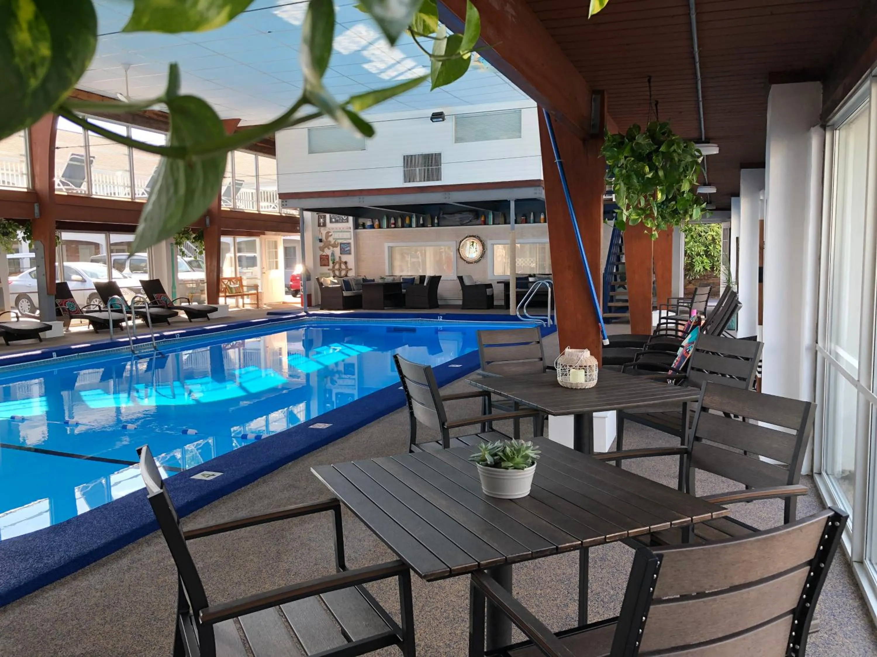 Pool view in Hyannis Inn