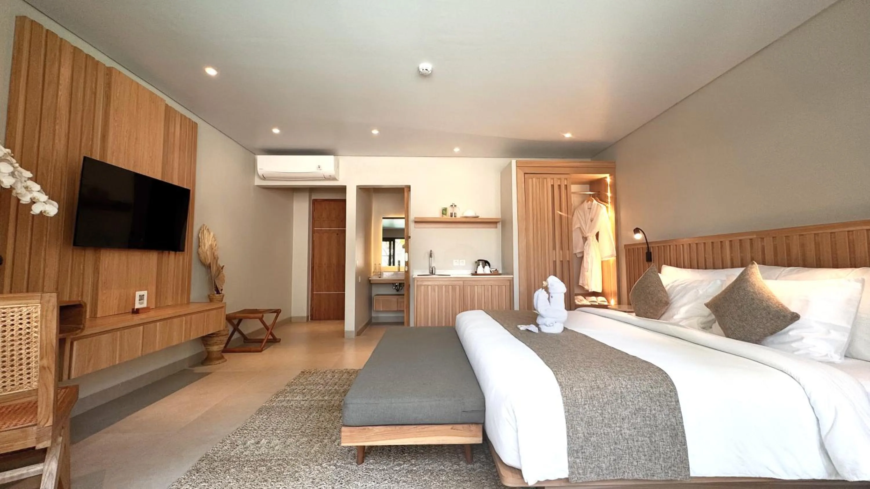 Bed in ZIN Canggu Resort & Villas