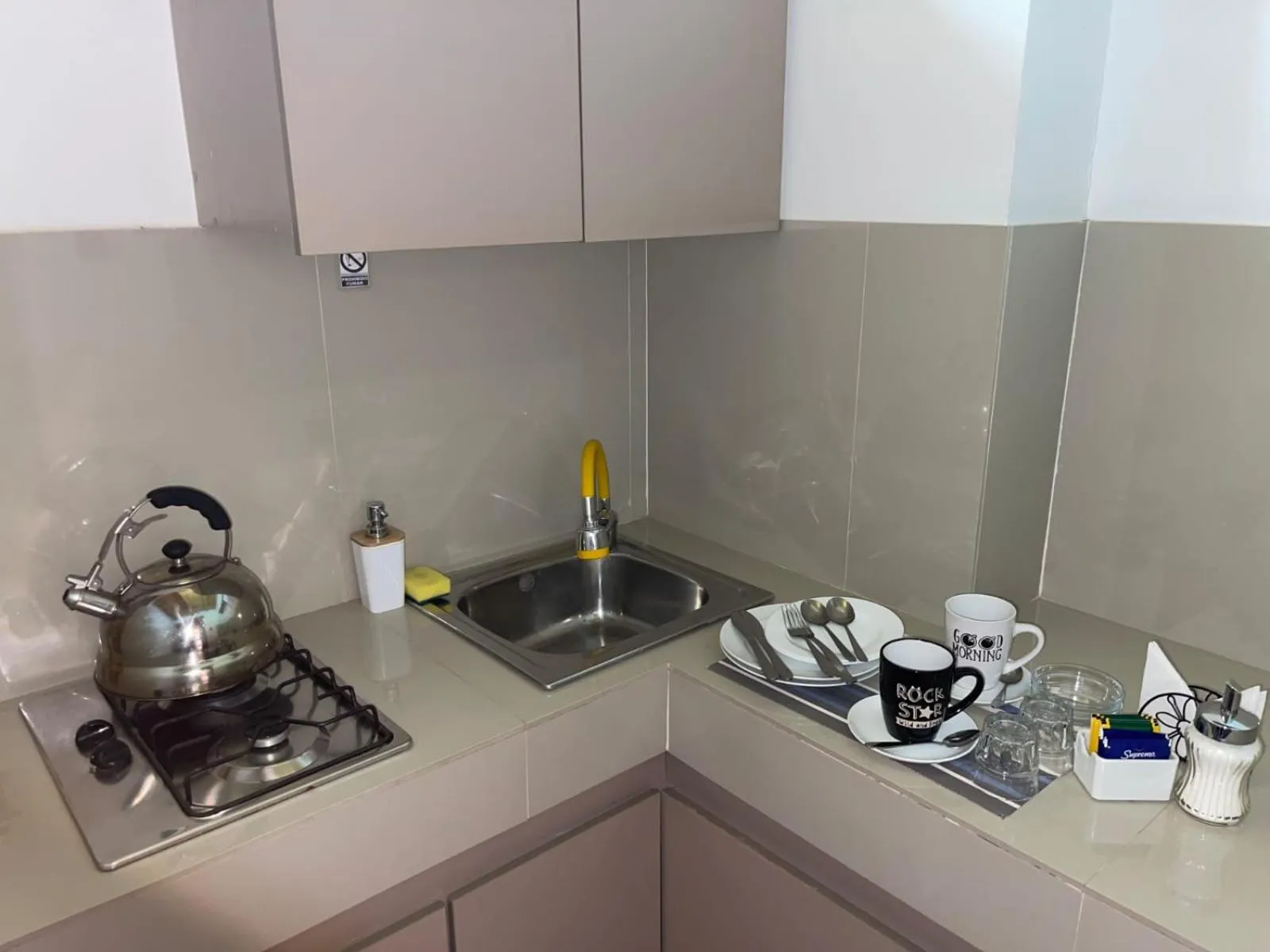 Kitchen or kitchenette in Hotel La Cochera