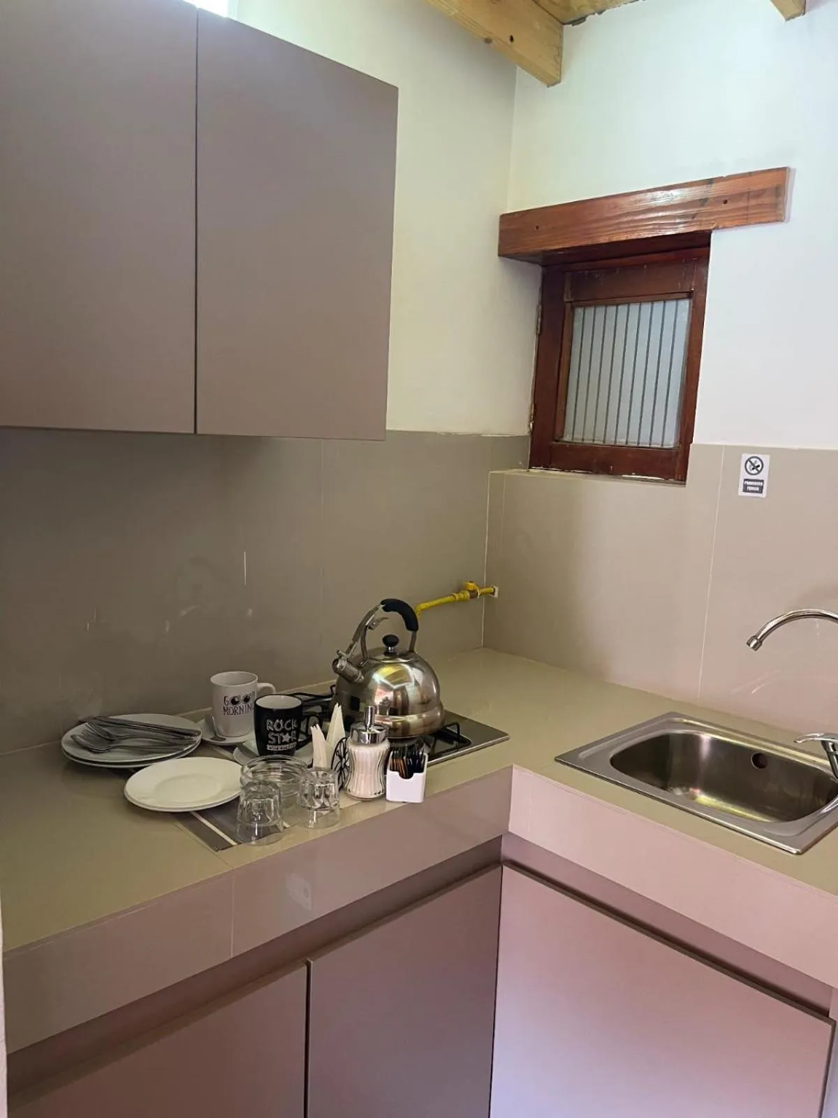 kitchen in Hotel La Cochera