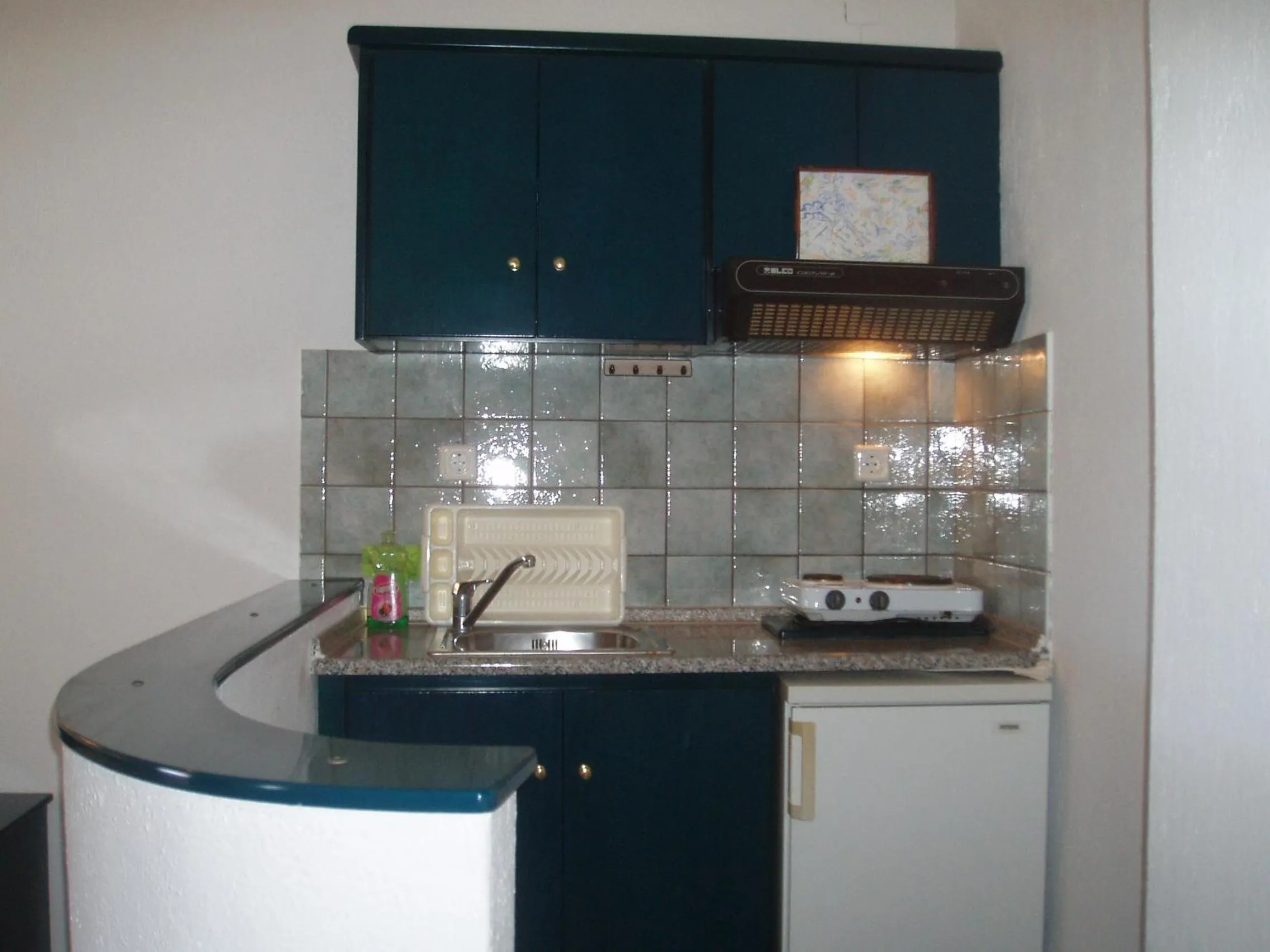 Coffee/tea facilities in Haravgi Hotel