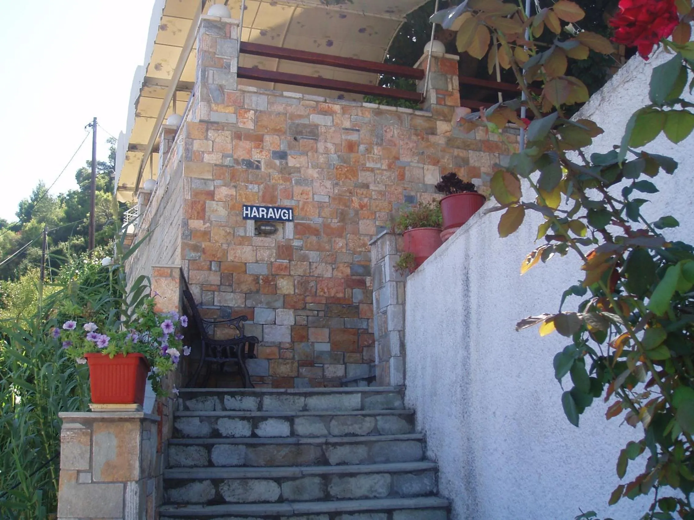 Day in Haravgi Hotel