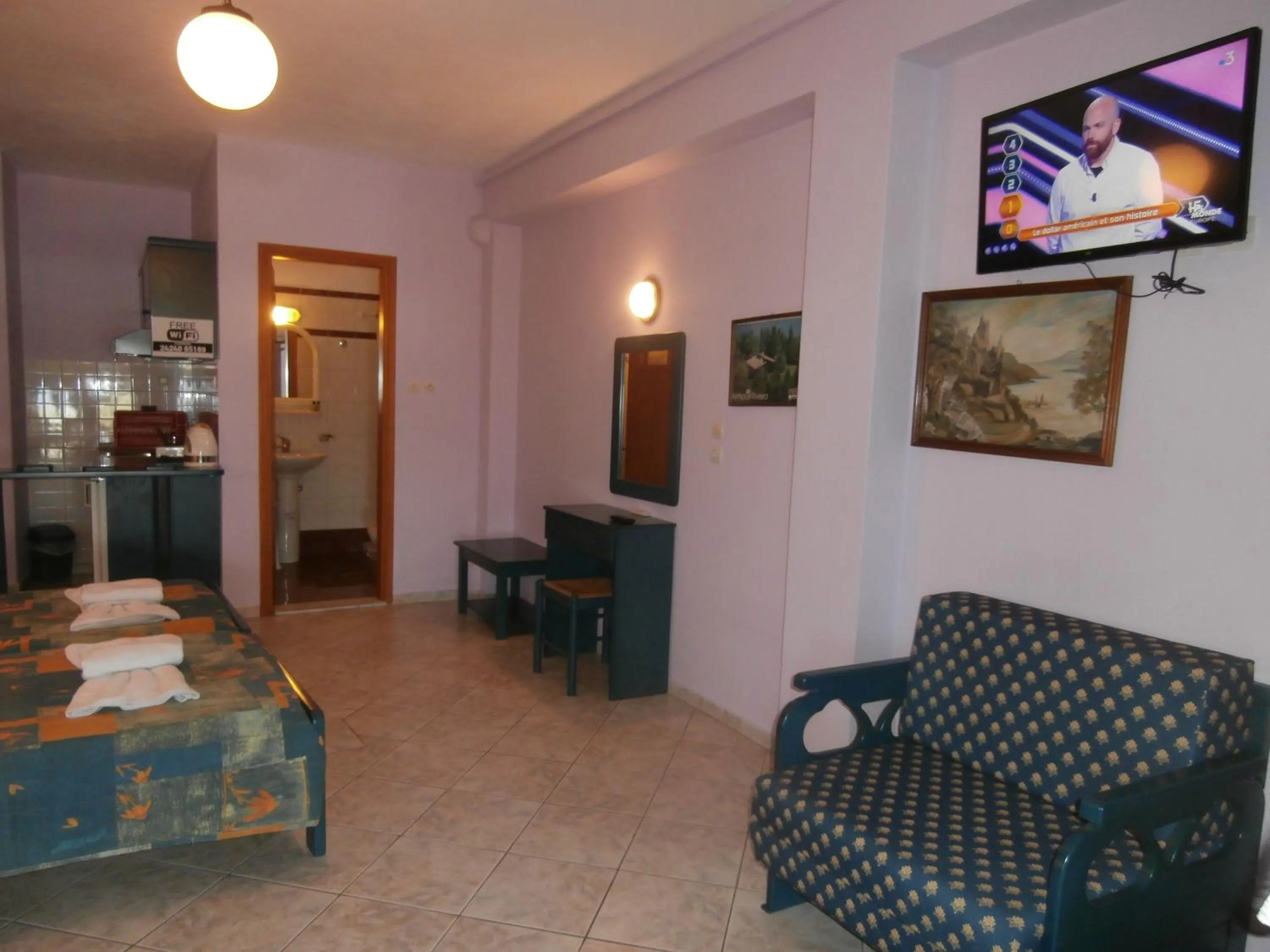 Bedroom in Haravgi Hotel