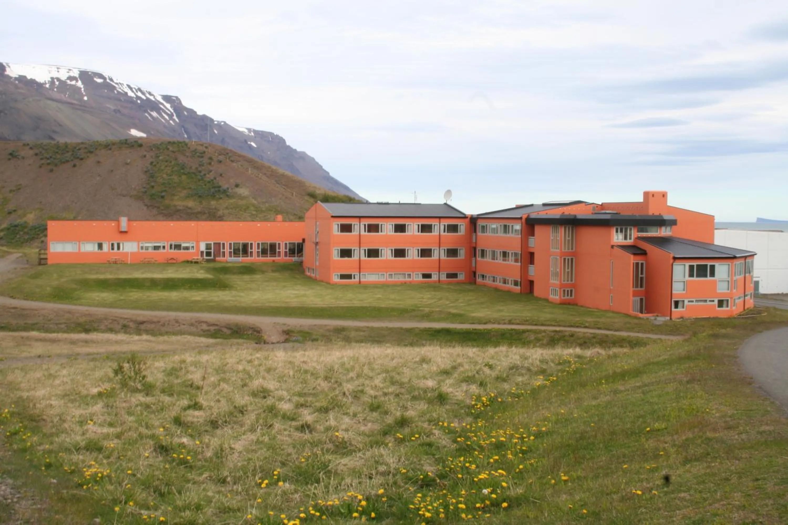 Facade/entrance in Hotel Mikligardur