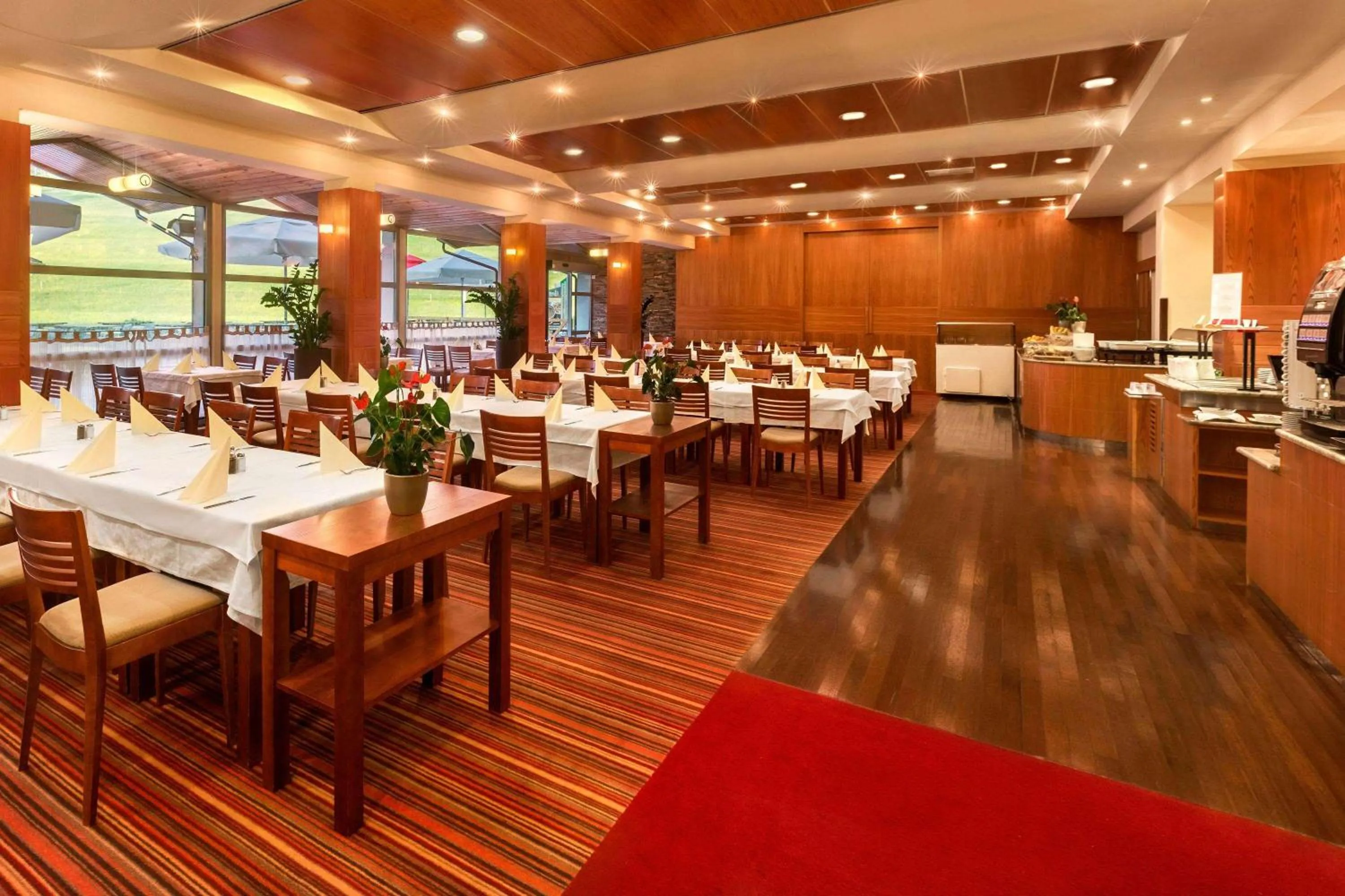 Restaurant/places to eat in Ramada Resort Kranjska Gora