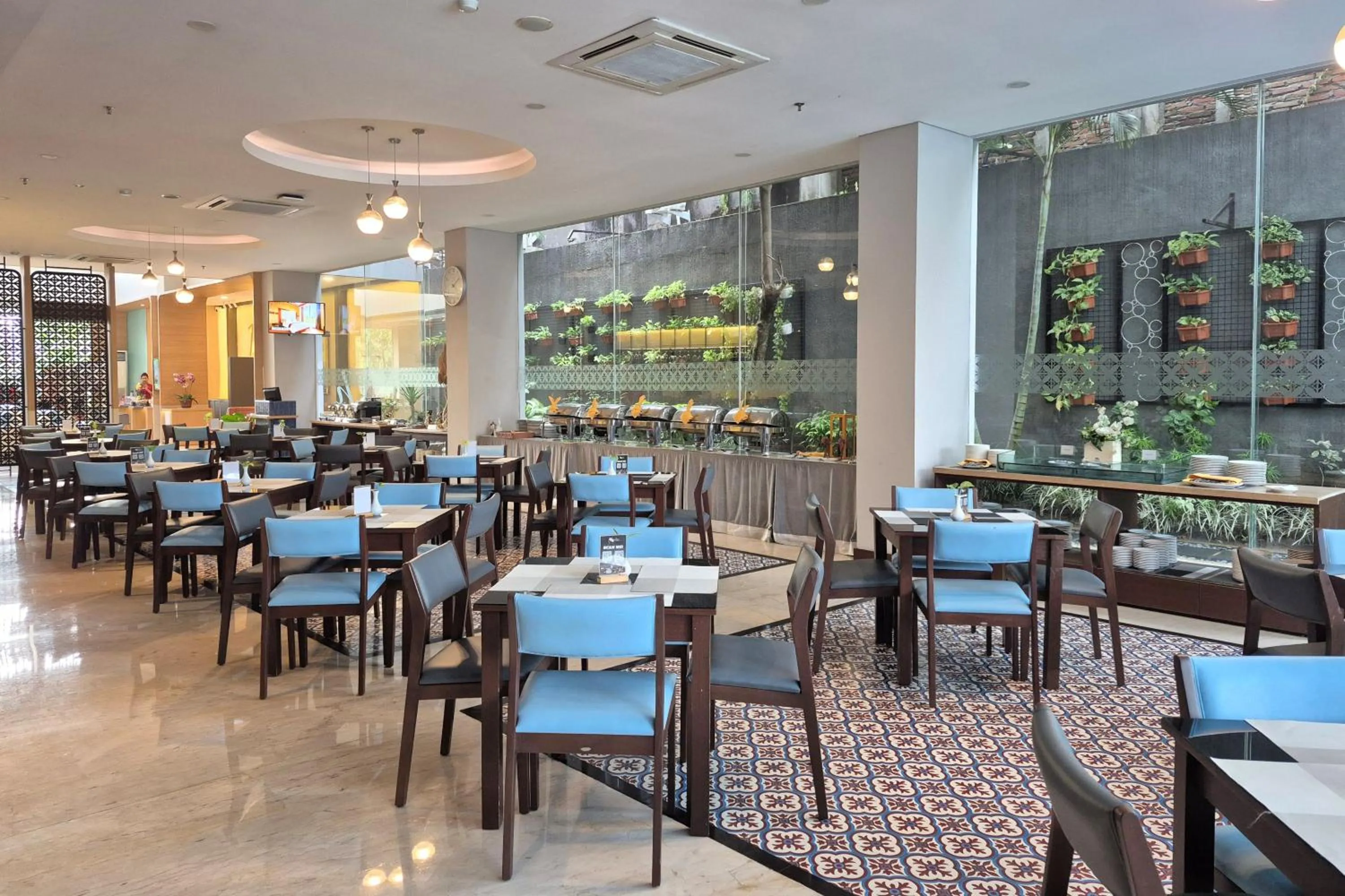 Restaurant/places to eat in Horison Emerald Timoho Yogyakarta