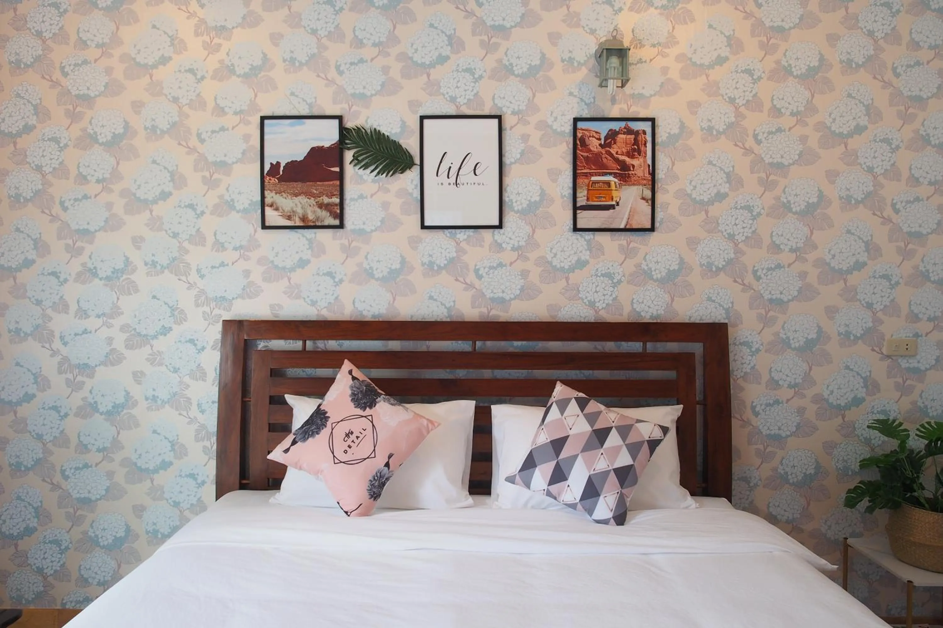 Bed in Blue Sky Villa Khao Yai