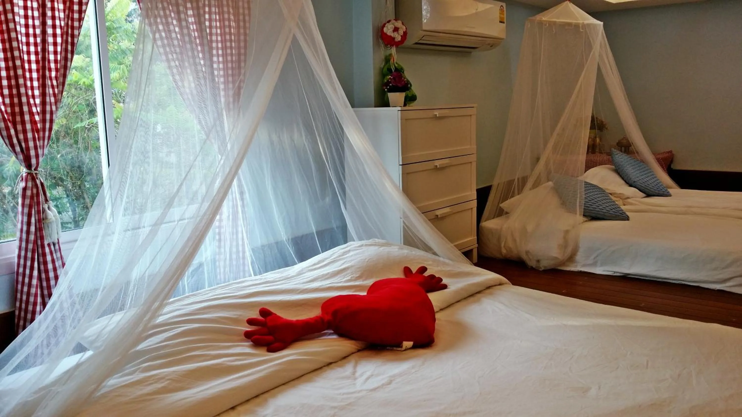 Bed in Blue Sky Villa Khao Yai