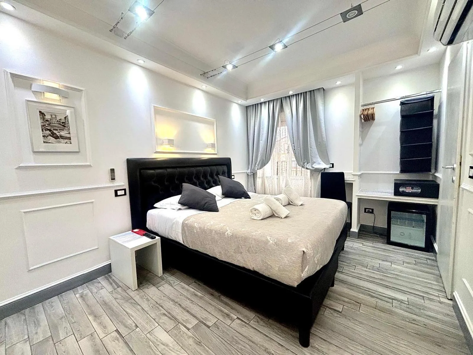 Bedroom, Bed in Locanda Parlamento