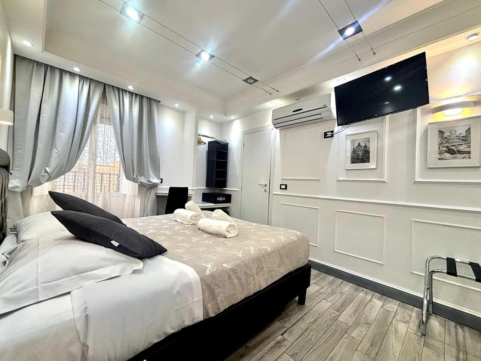 Bedroom, Bed in Locanda Parlamento