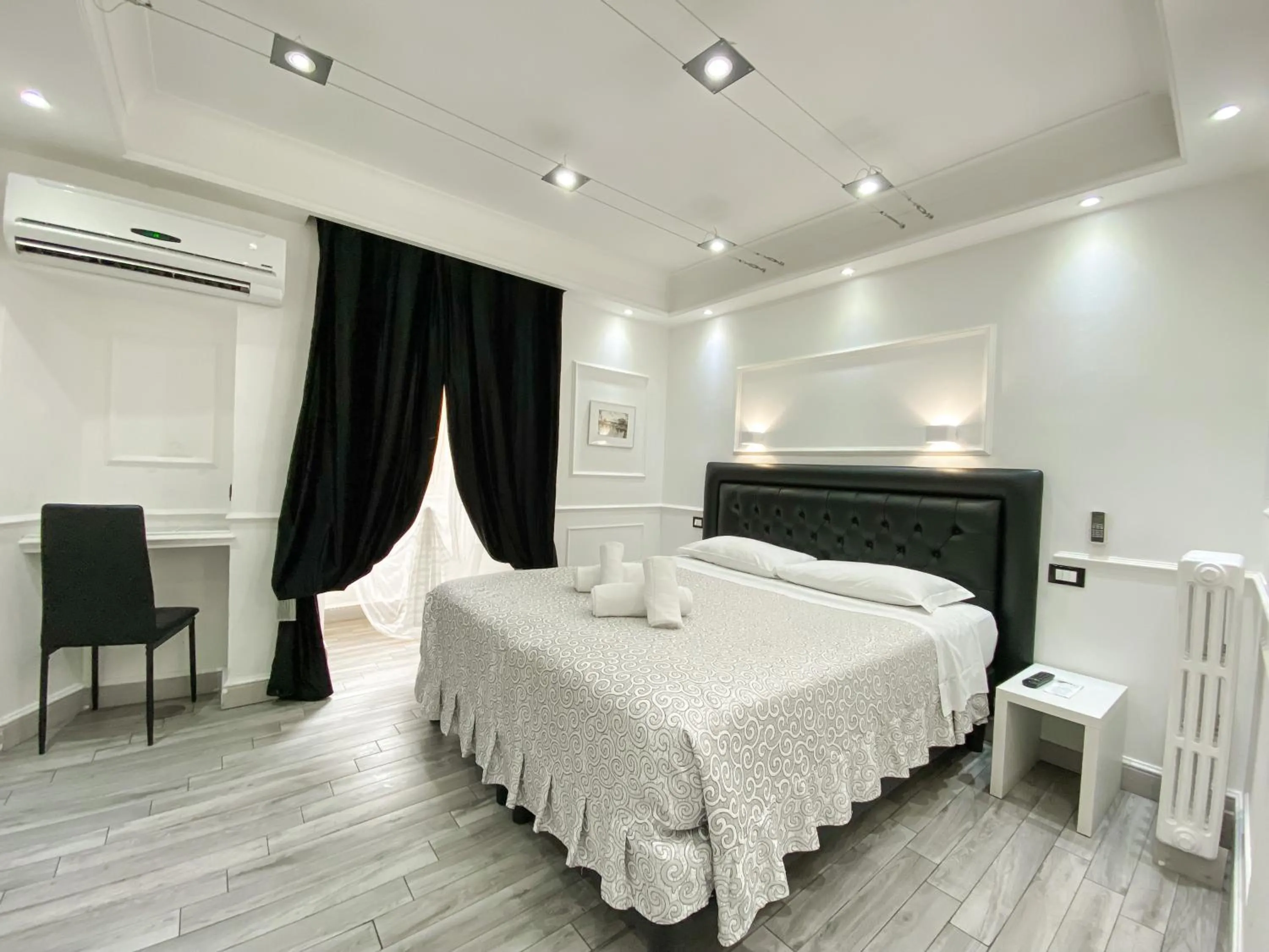 Bedroom, Bed in Locanda Parlamento