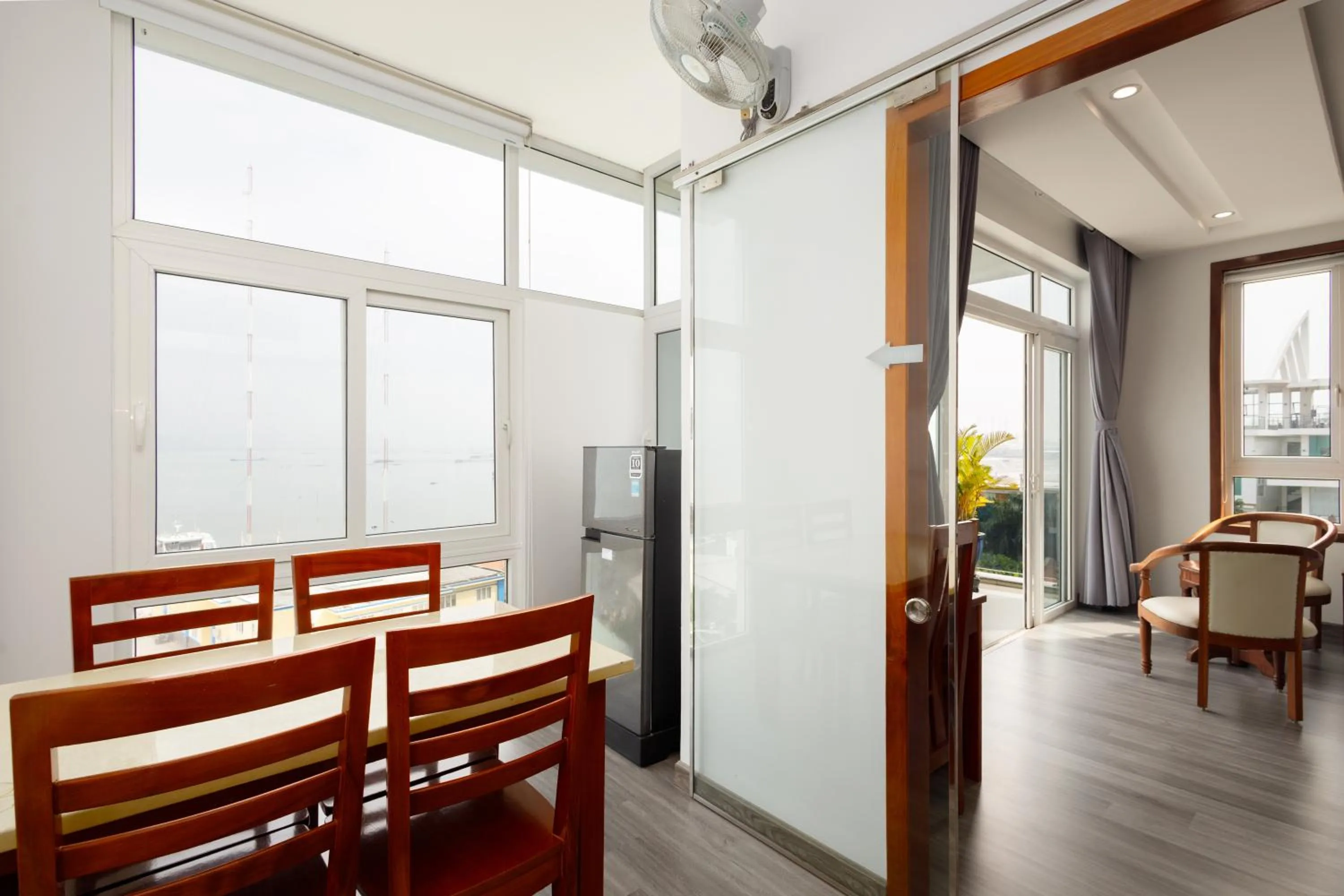 Sao Mai Hotel & Apartment