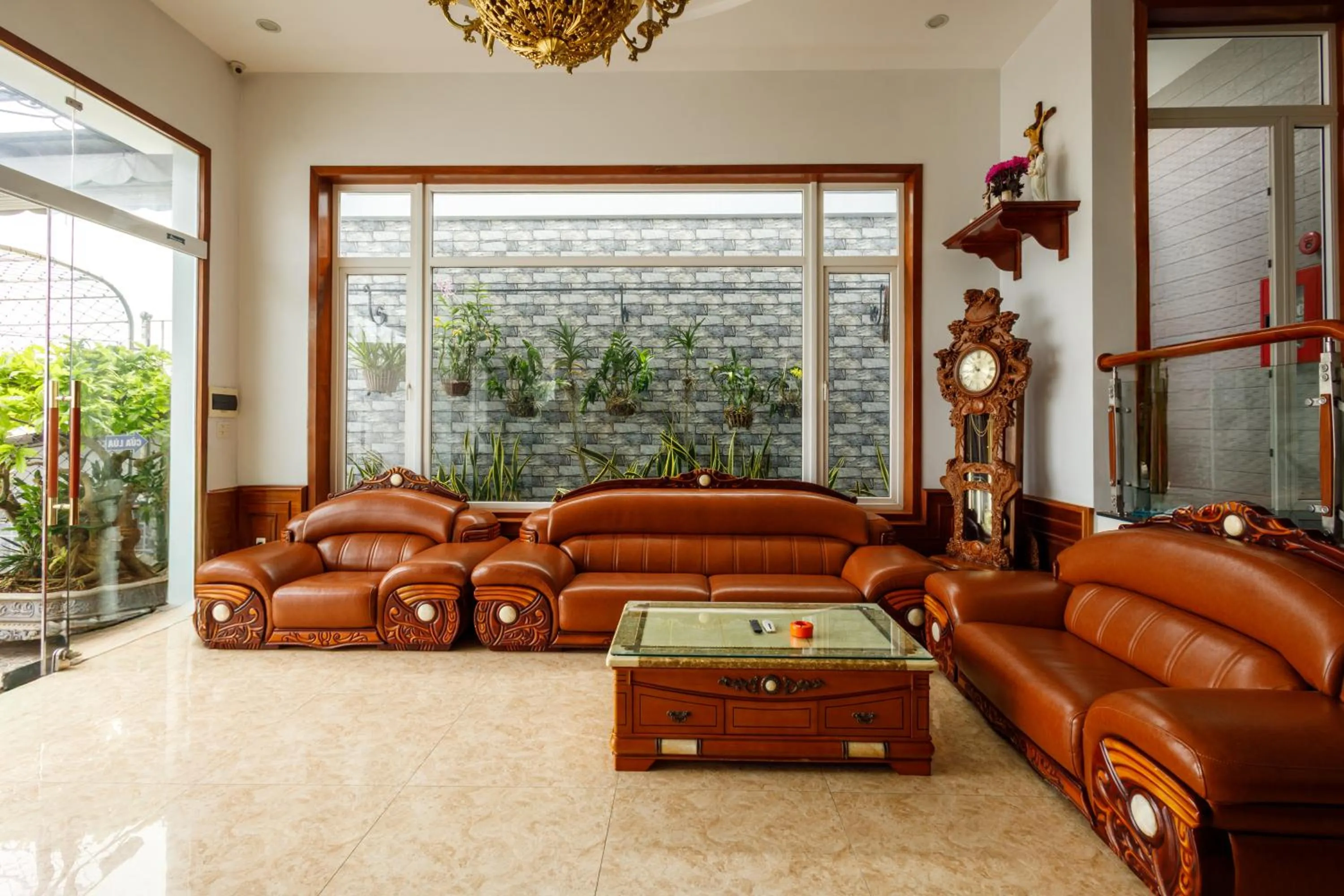 Sao Mai Hotel & Apartment