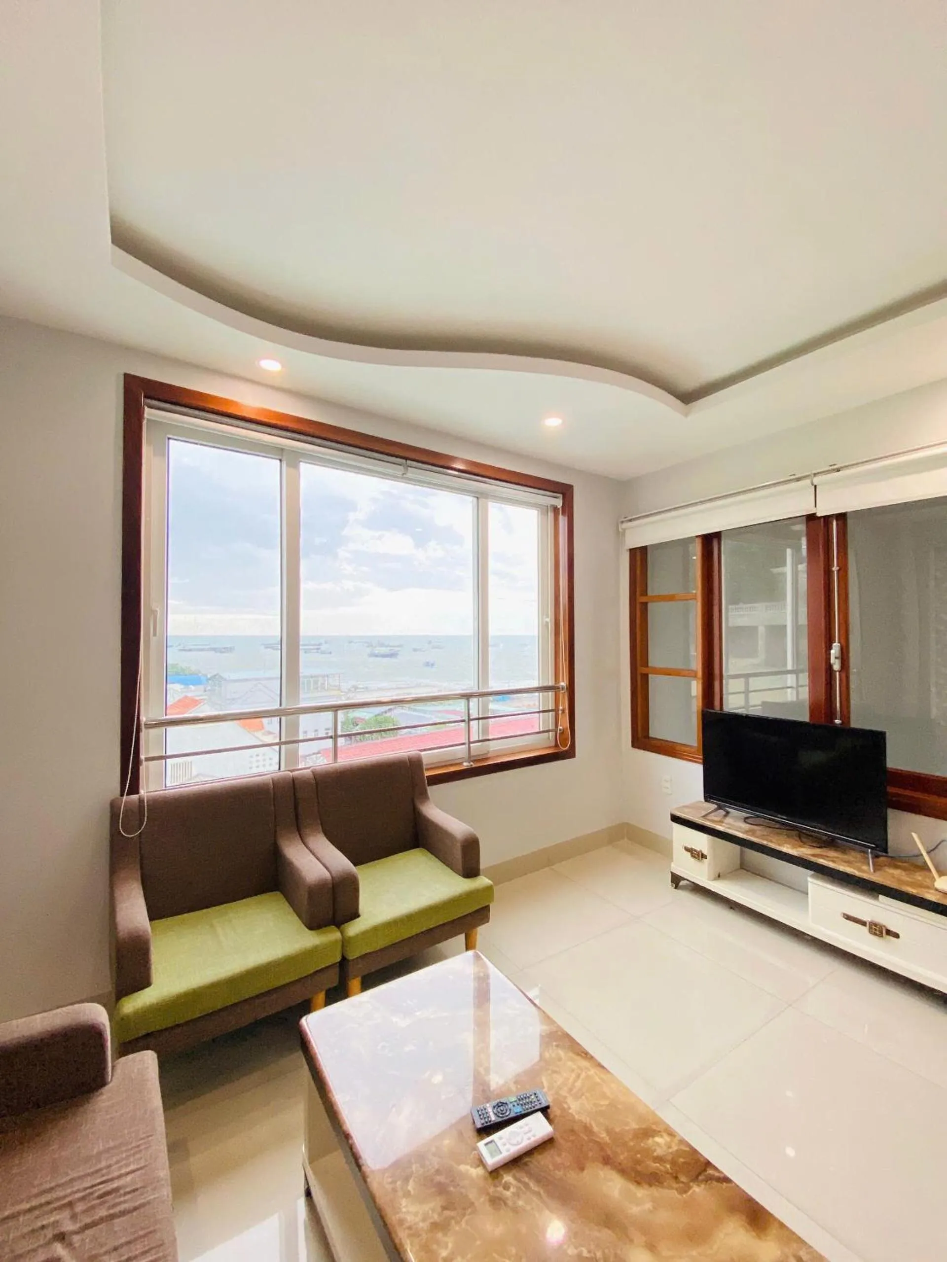 Sao Mai Hotel & Apartment