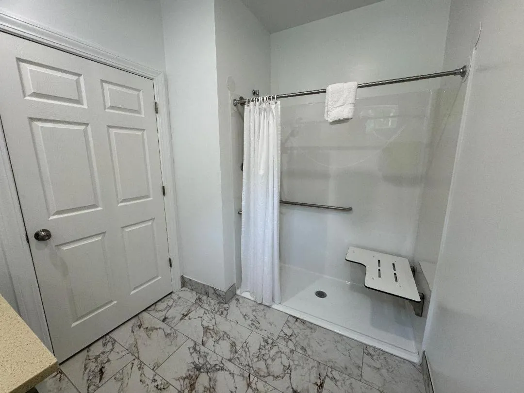 Shower in Studio Motel of Lake George