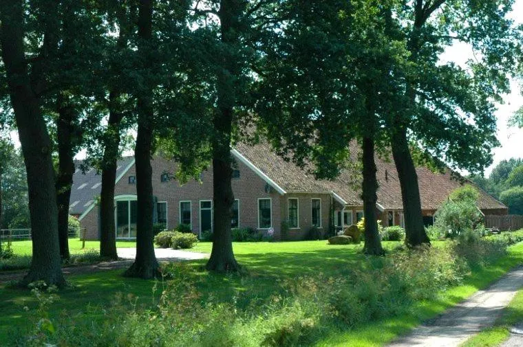 Property building in De Hiddinghhoeve