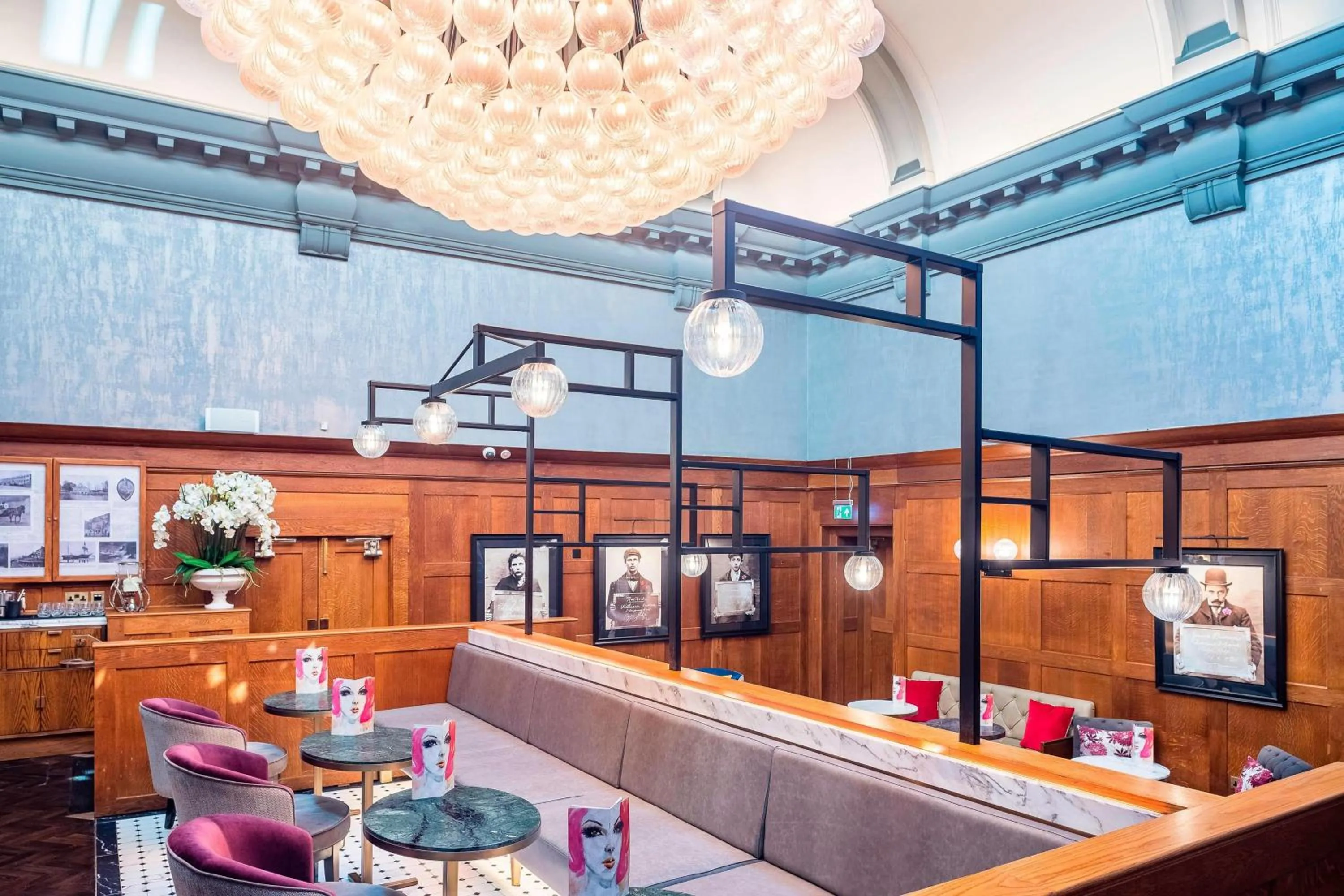 Lounge or bar in The Dixon, Tower Bridge, Autograph Collection