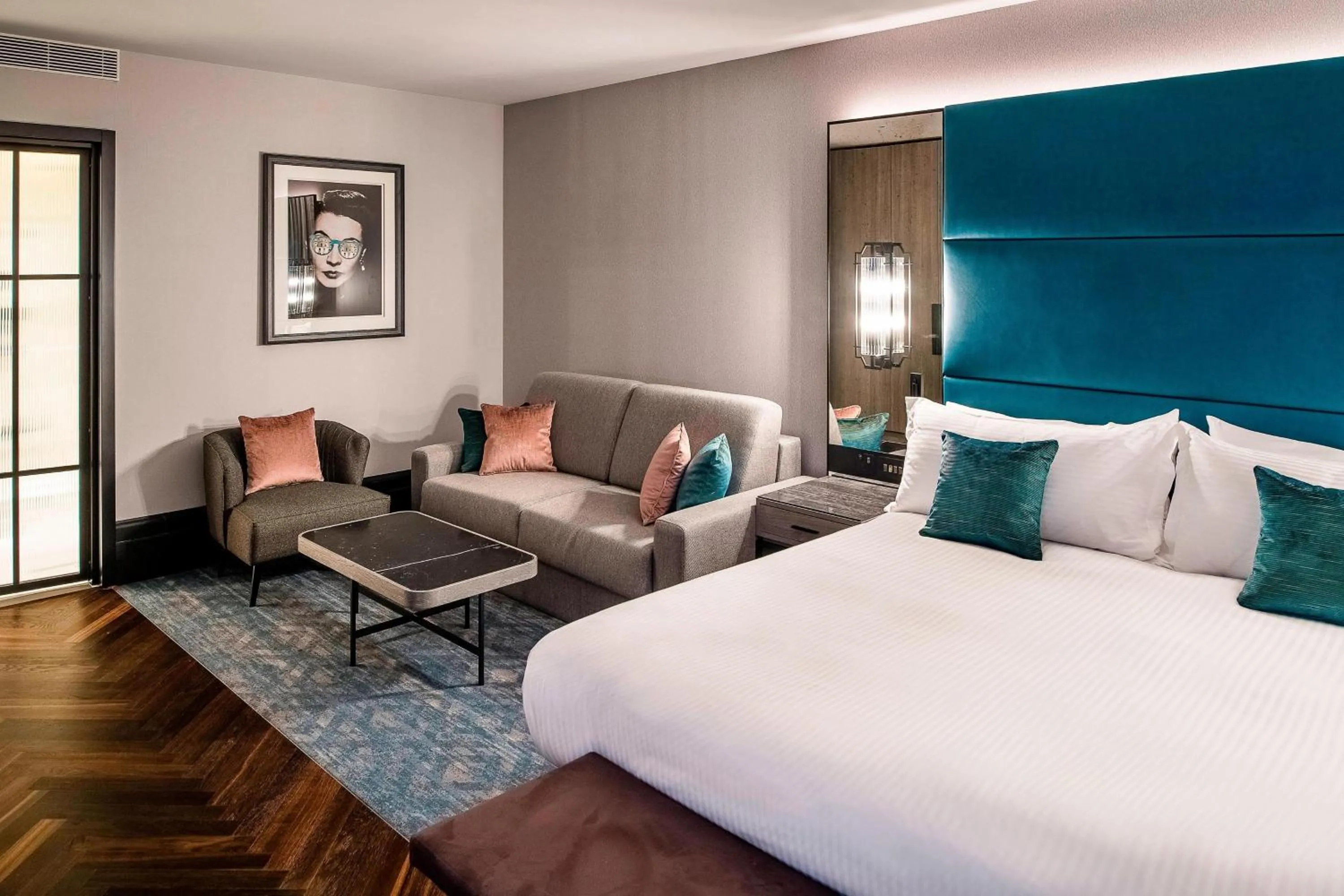 Photo of the whole room, Bed in The Dixon, Tower Bridge, Autograph Collection