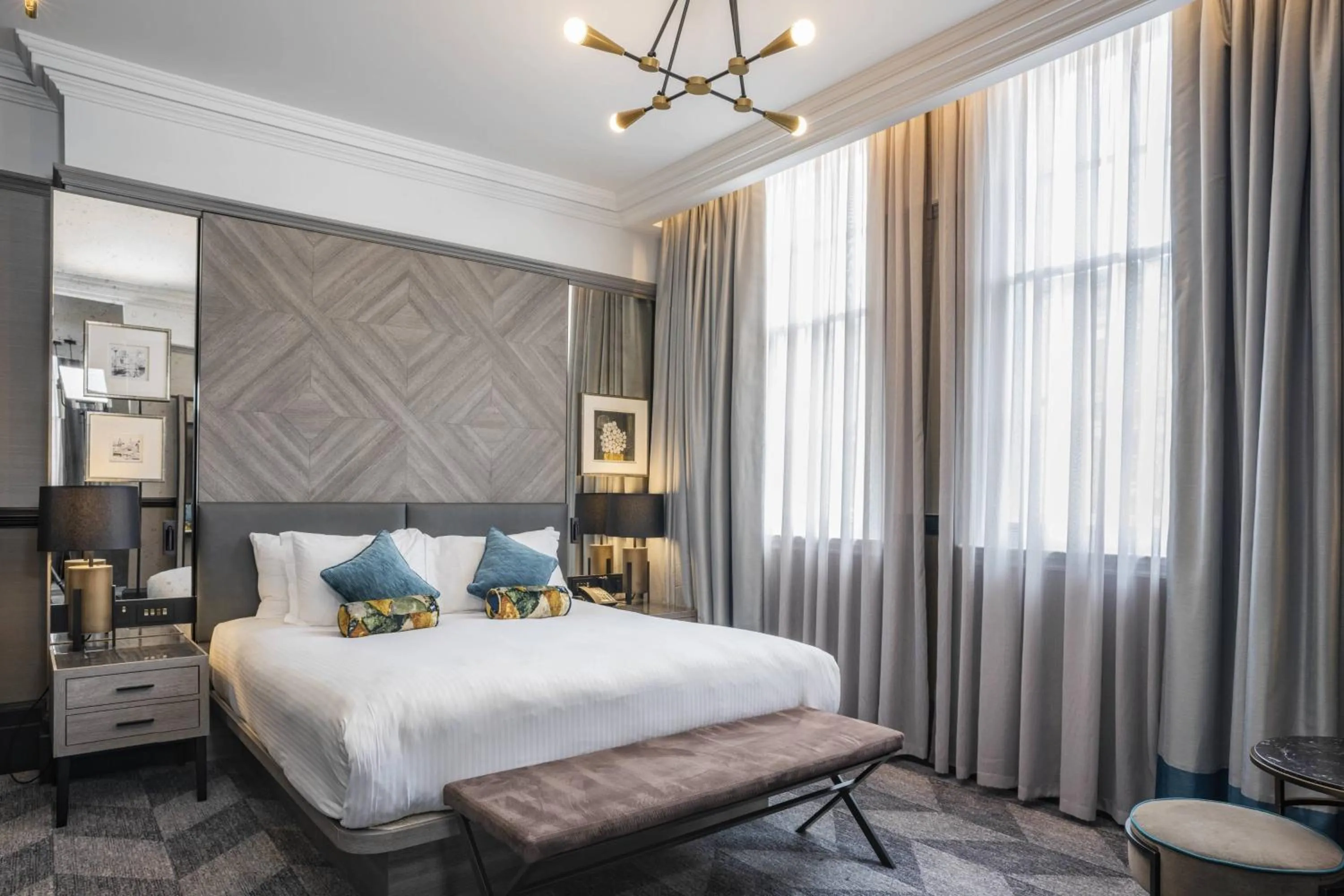 Bedroom, Bed in The Dixon, Tower Bridge, Autograph Collection