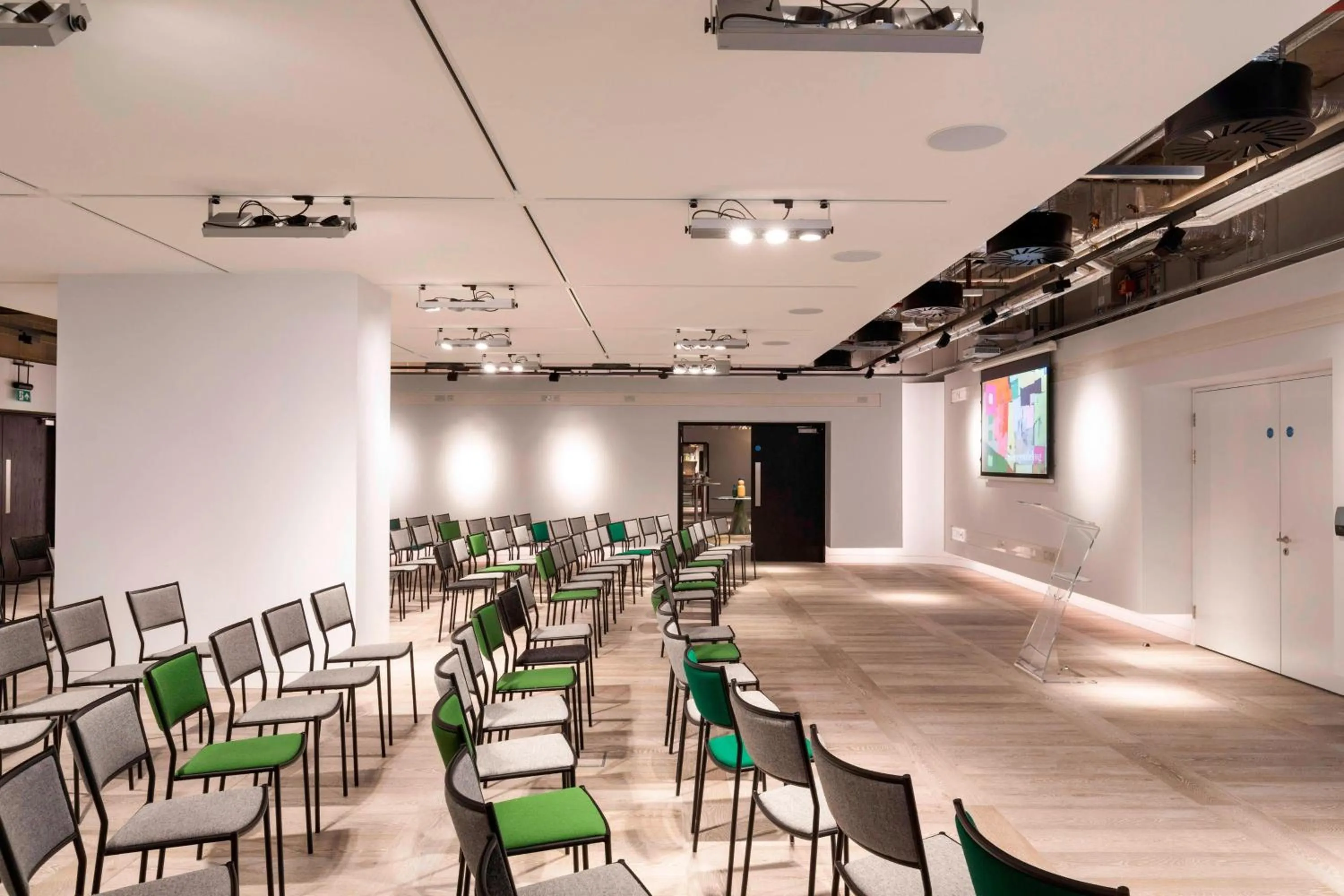 Meeting/conference room in Bankside Hotel, Autograph Collection