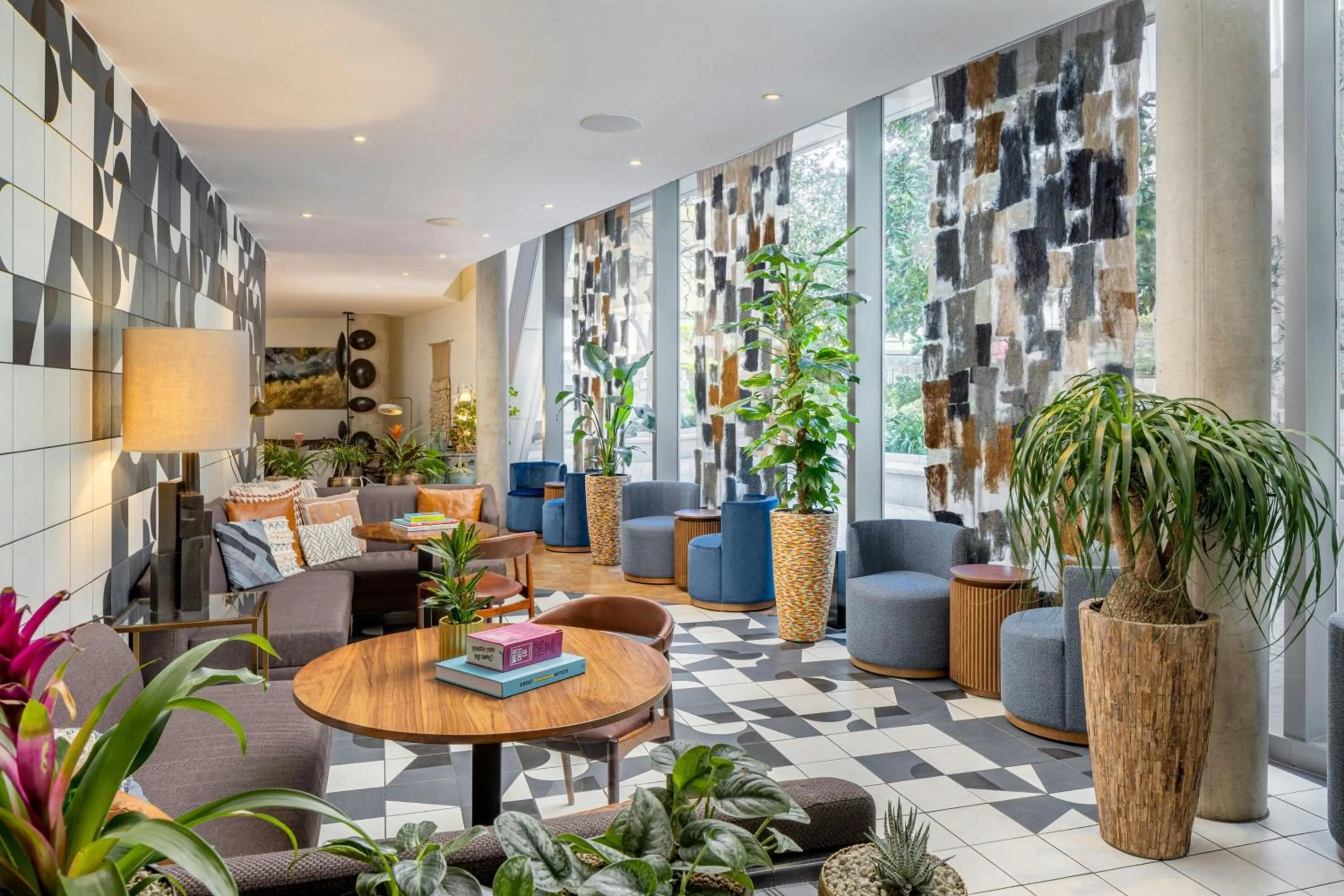 Lounge or bar in Bankside Hotel, Autograph Collection