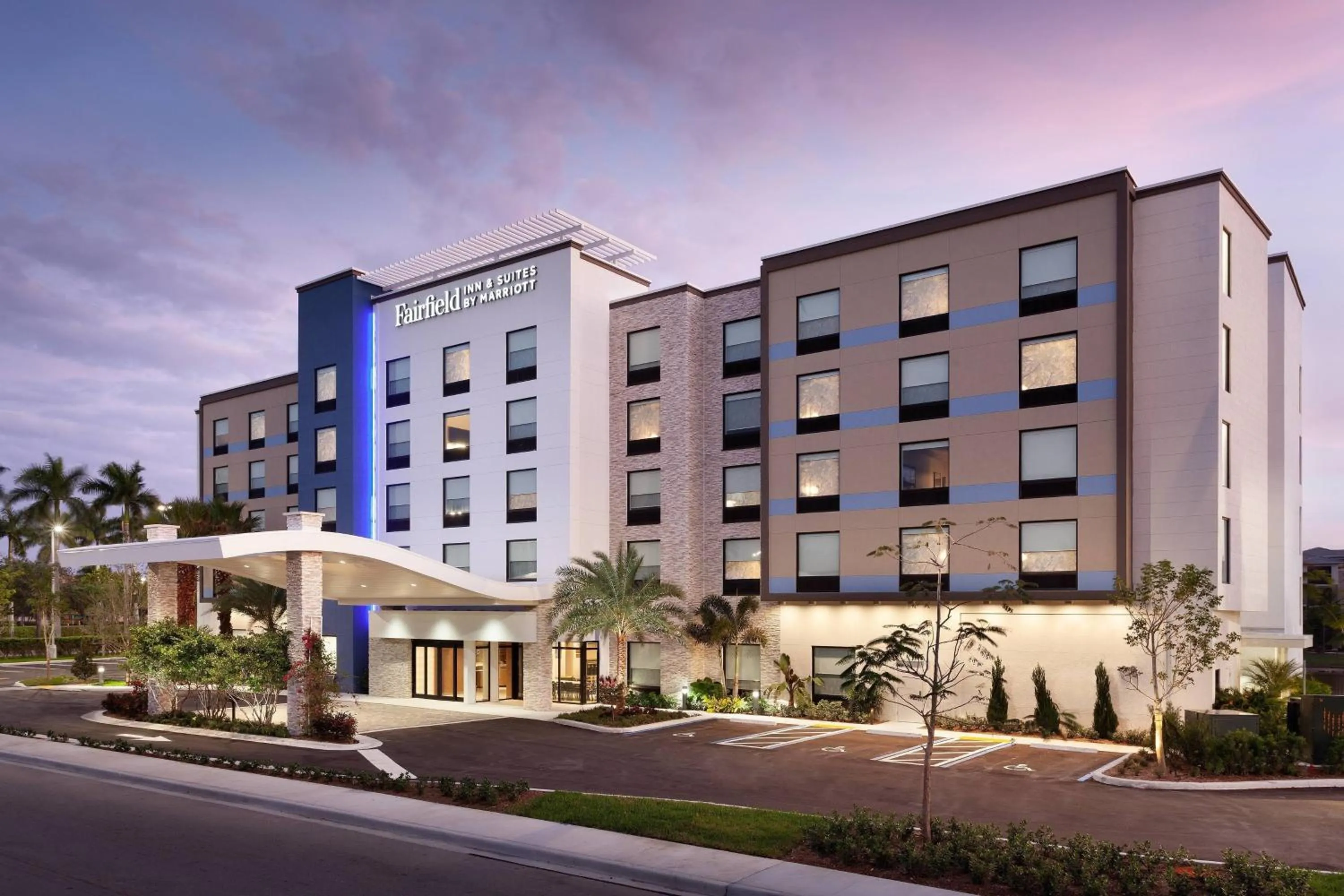 Property building in Fairfield Inn & Suites by Marriott Wellington-West Palm Beach